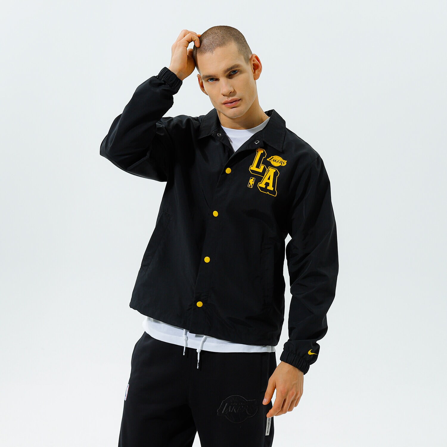 Kurtka wiosenna / jesienna męska NIKE KURTKA LAL M NK JKT COACHES CTS 75 NBA DB1439-010 CZARNY