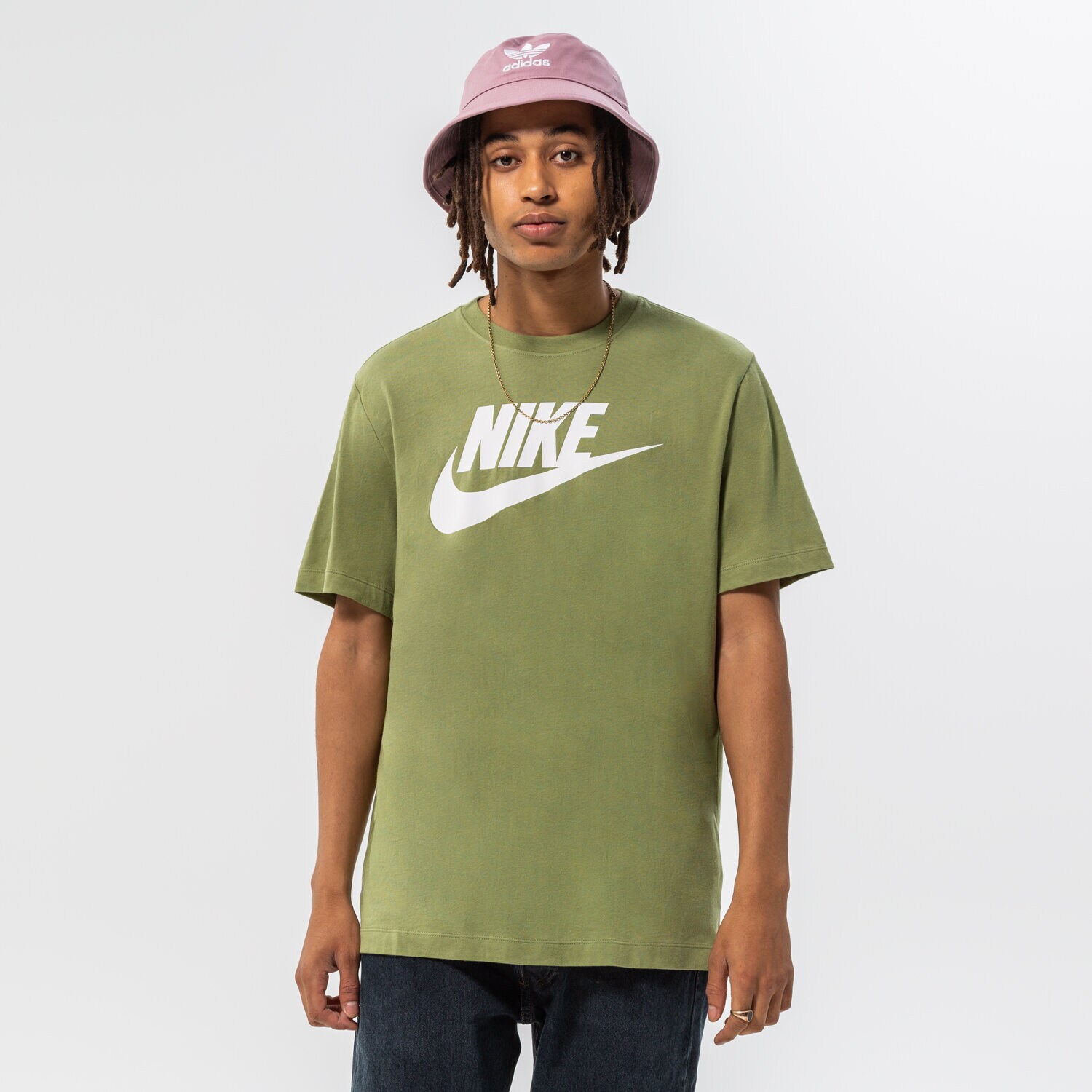 Koszulka, t-shirt sportowy męski NIKE T-SHIRT NIKE SPORTSWEAR AR5004-334 KHAKI