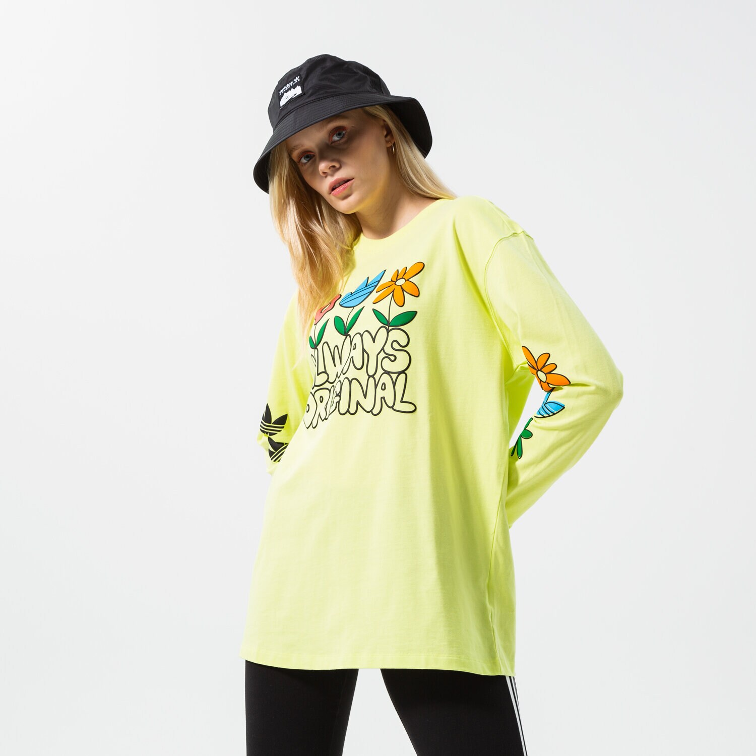 Koszulka, t-shirt damski ADIDAS T-SHIRT GRAPHIC LS HC5428 ŻÓŁTY