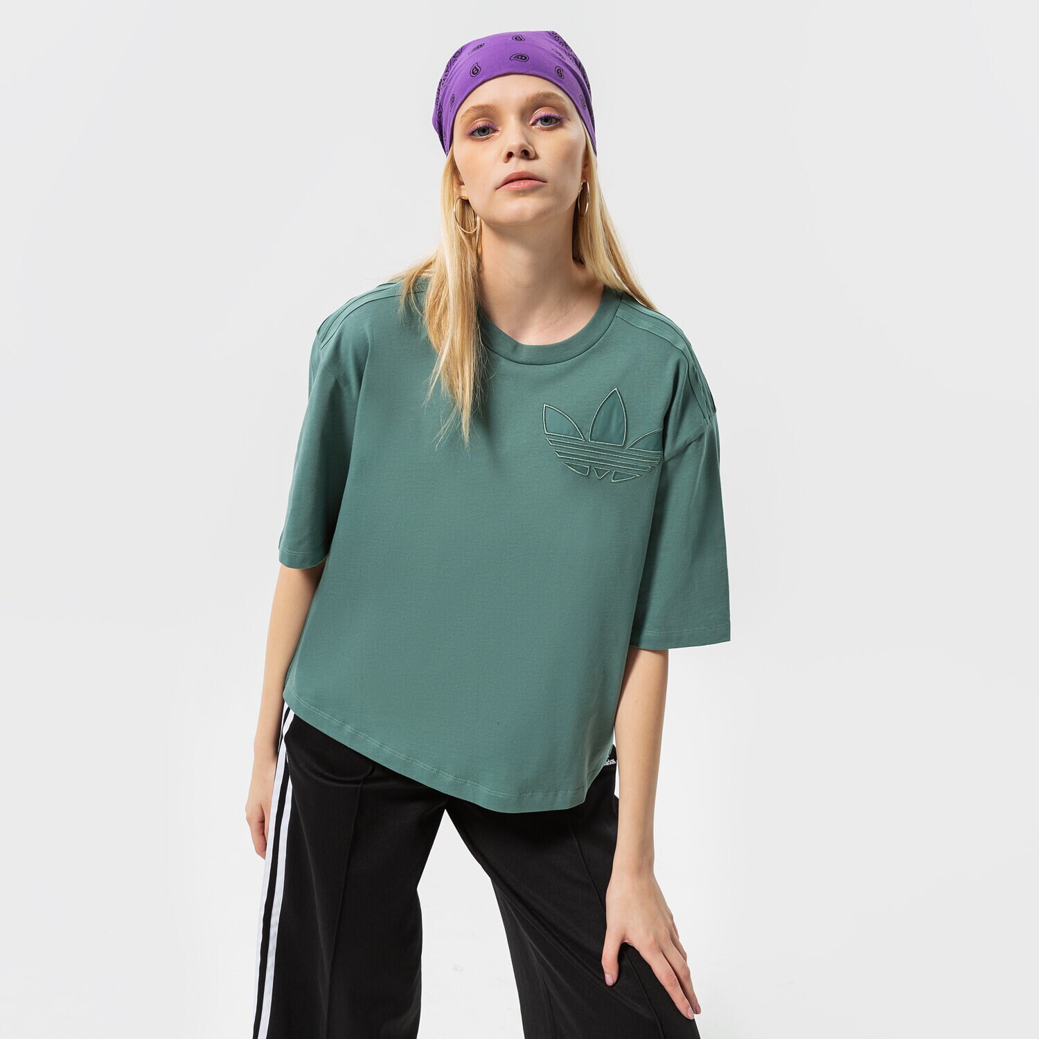 Koszulka, t-shirt damski ADIDAS T-SHIRT TEE HE4746 ZIELONY