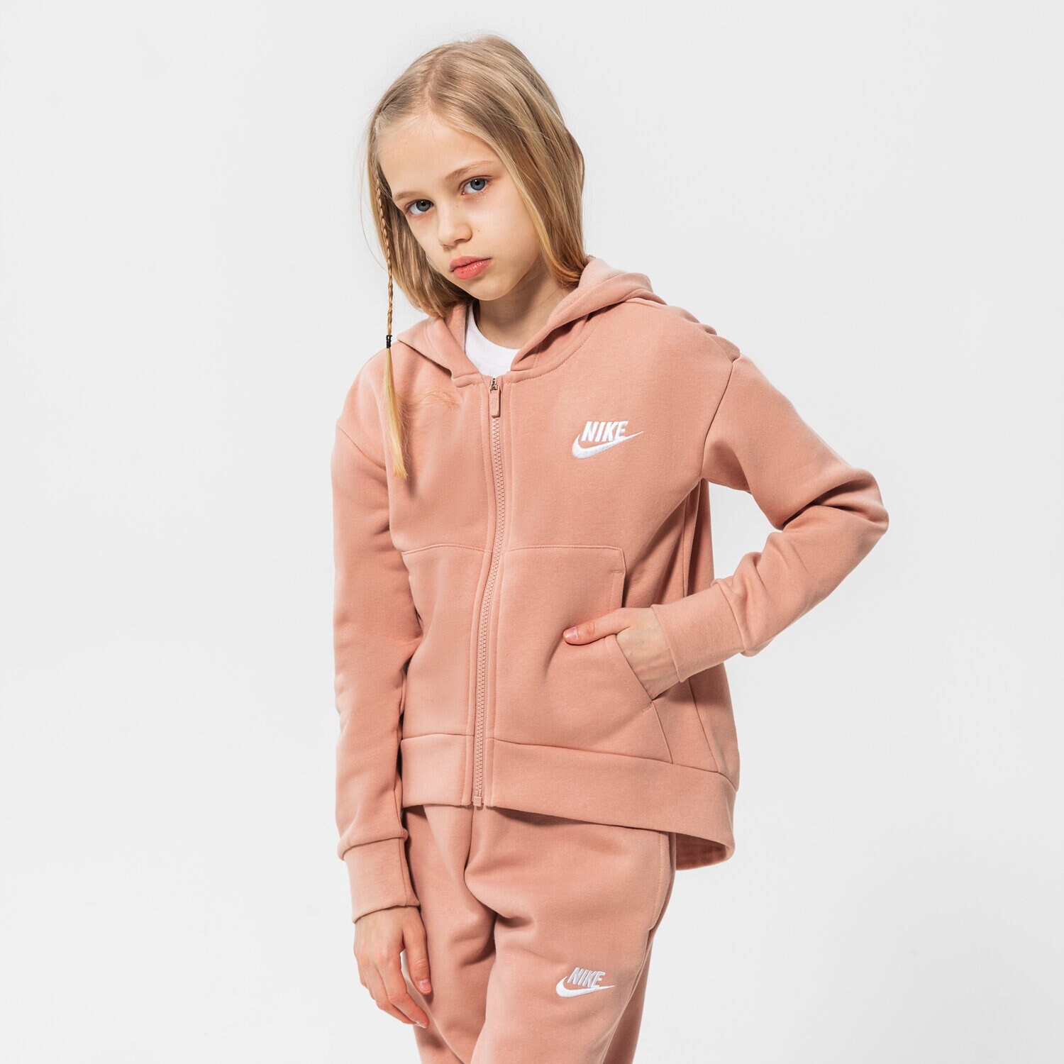 Sportowa bluza dziecięca NIKE BLUZA ROZPINANA Z KAPTUREM NIKE CLB FLC GIRL DC7118-609 RÓŻOWY