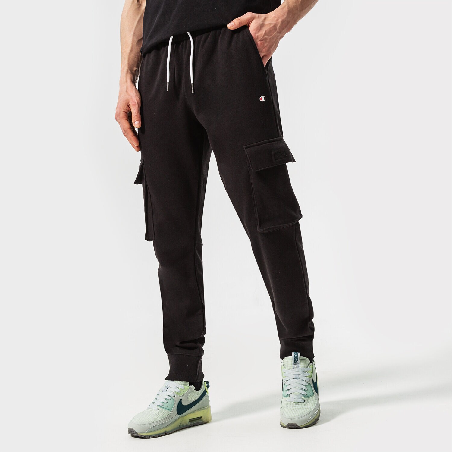 Spodnie sportowe męskie CHAMPION SPODNIE RIB CUFF CARGO PANT 217421KK001 CZARNY