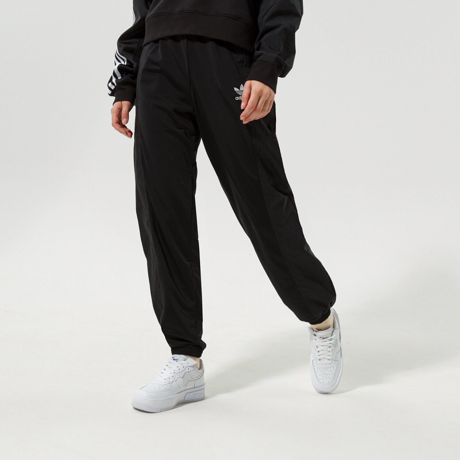 Spodnie sportowe damskie ADIDAS SPODNIE PANTS HC7049 CZARNY