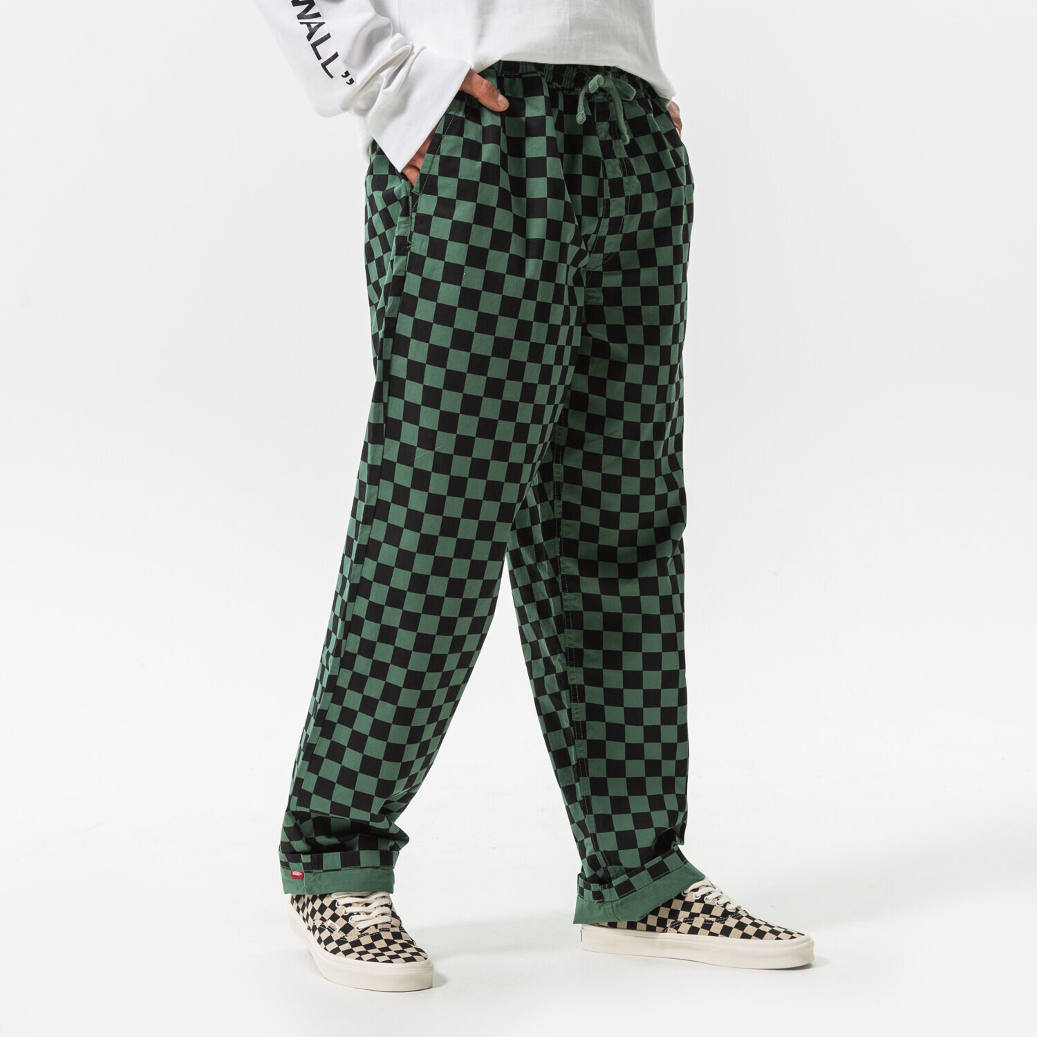 Spodnie sportowe męskie VANS SPODNIE RANGE BAGGY TAPERED ELASTIC PANT VN00000DQ7M1 MULTICOLOR