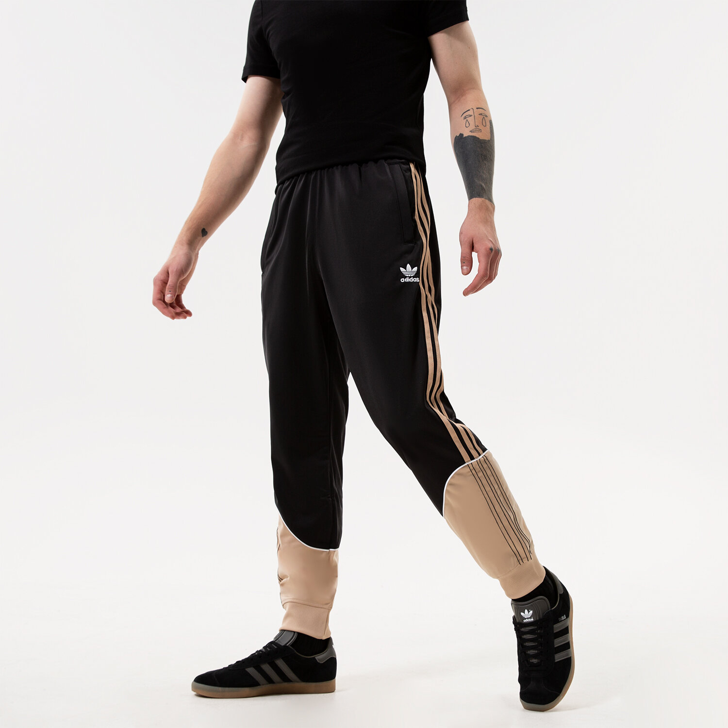 Spodnie sportowe męskie ADIDAS SPODNIE TRICOT SST TP HI3004 CZARNY