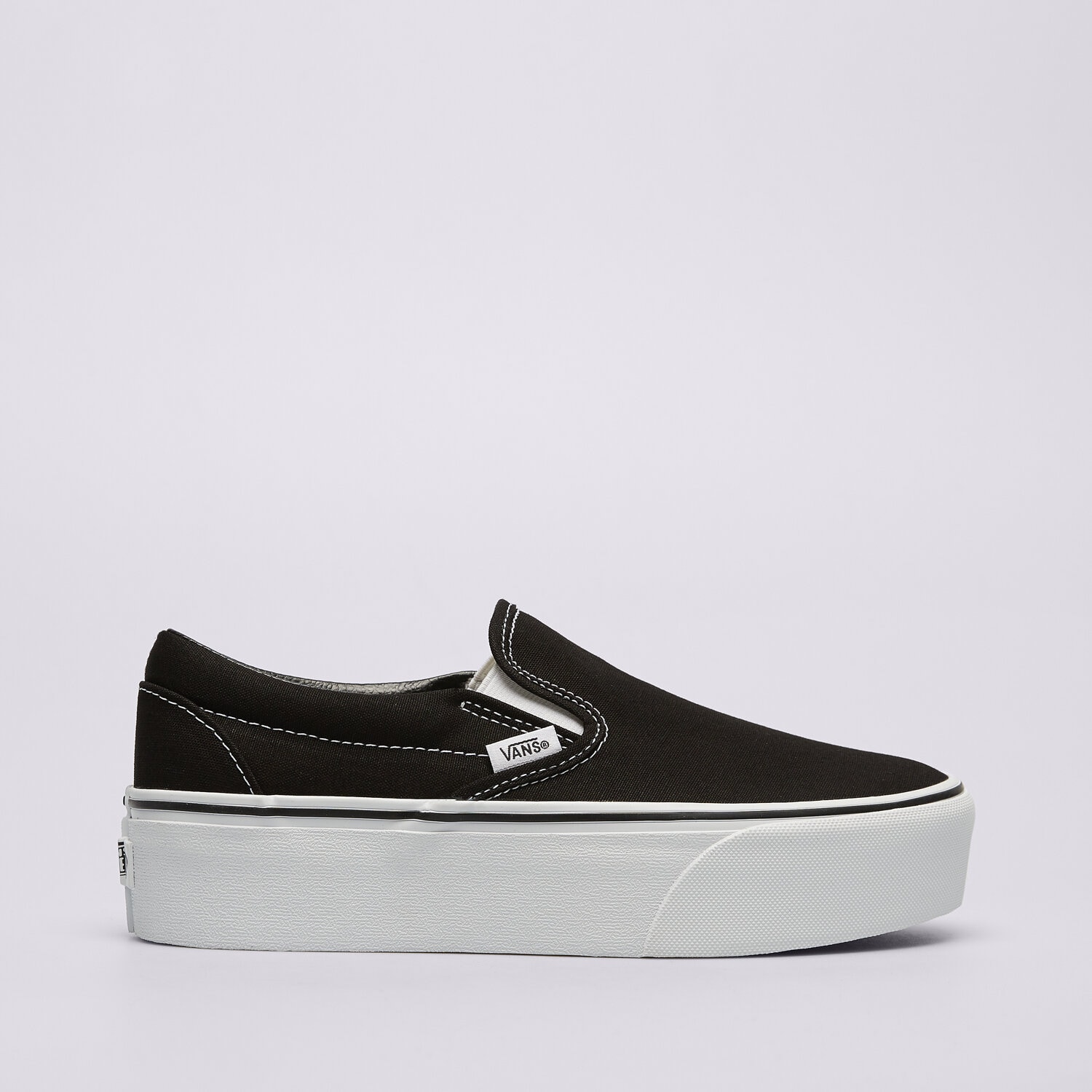 Damskie trampki, tenisówki VANS UA CLASSIC SLIP-ON STACKFORM VN0A7Q5RBMX1 CZARNY