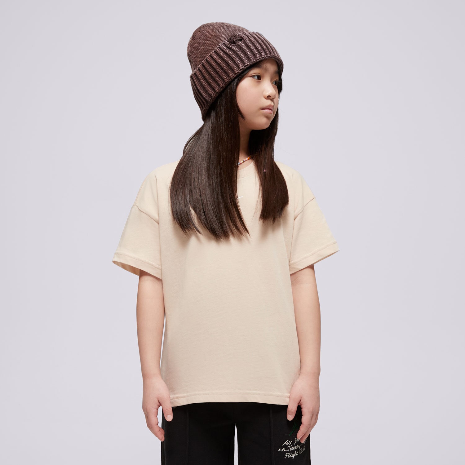 Koszulka, t-shirt dla dzieci NIKE T-SHIRT G NSW TEE BOY ESSNTL LBR GIRL FZ5539-126 BEŻOWY
