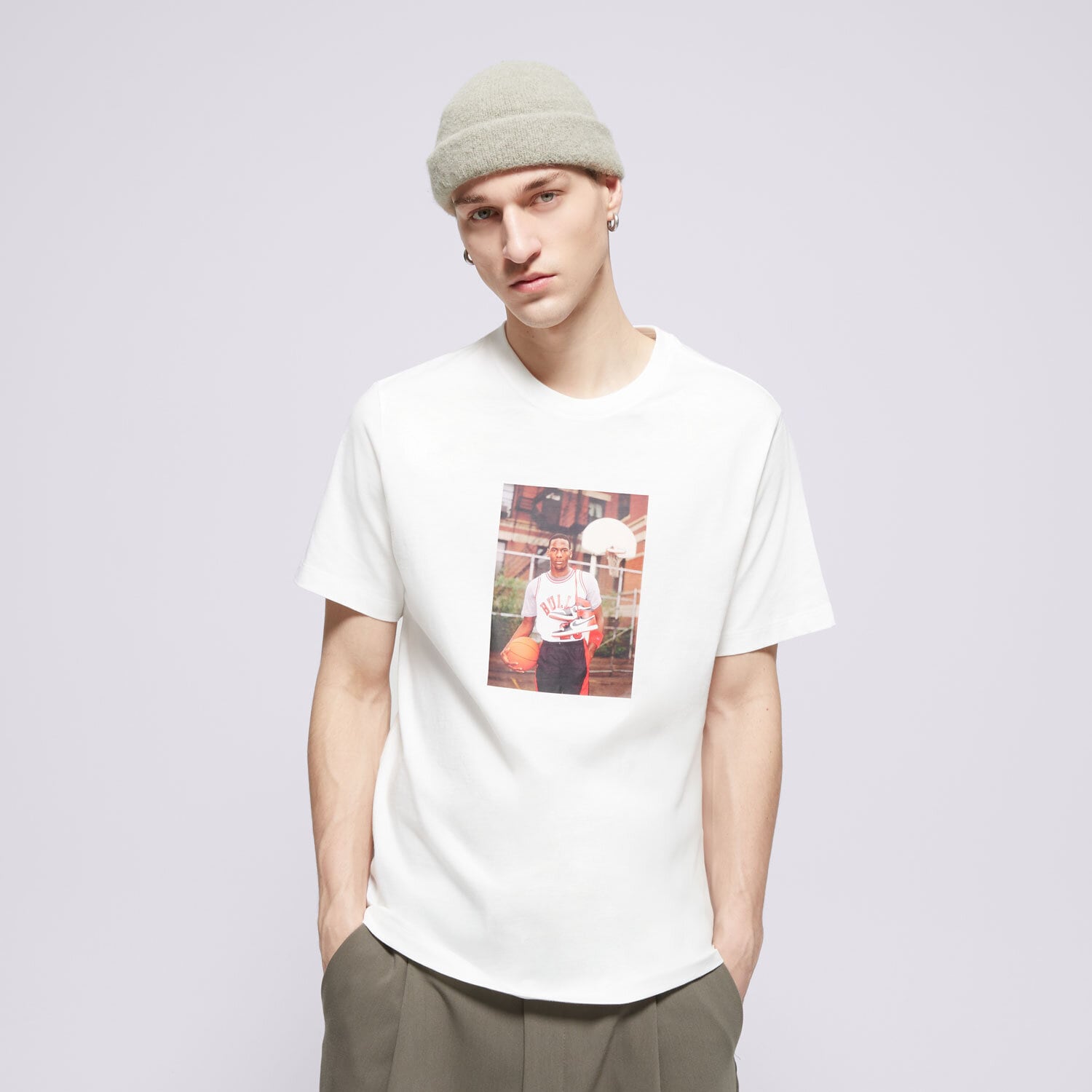 Koszulka, t-shirt sportowy męski JORDAN T-SHIRT M J BRAND PHOTO SS CREW HJ2354-100 BIAŁY