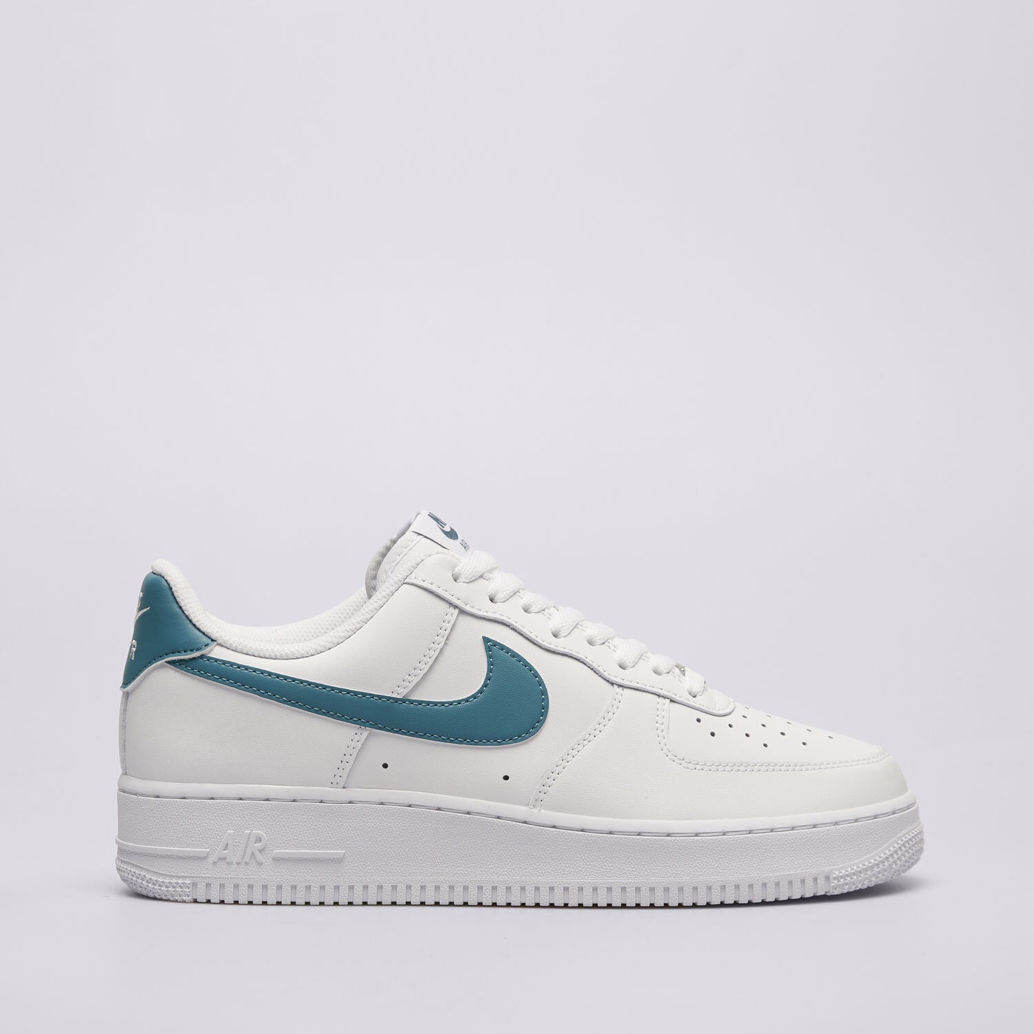 Buty sneakersy męskie NIKE AIR FORCE 1 '07 FJ4146-114 BIAŁY