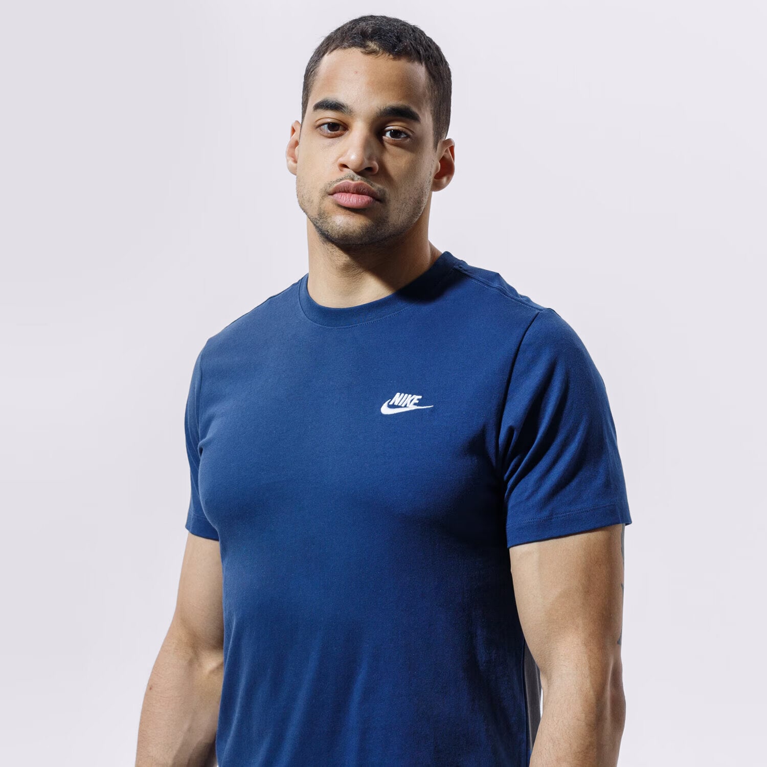 Koszulka, t-shirt sportowy męski NIKE T-SHIRT SPORTSWEAR CLUB AR4997-410 GRANATOWY