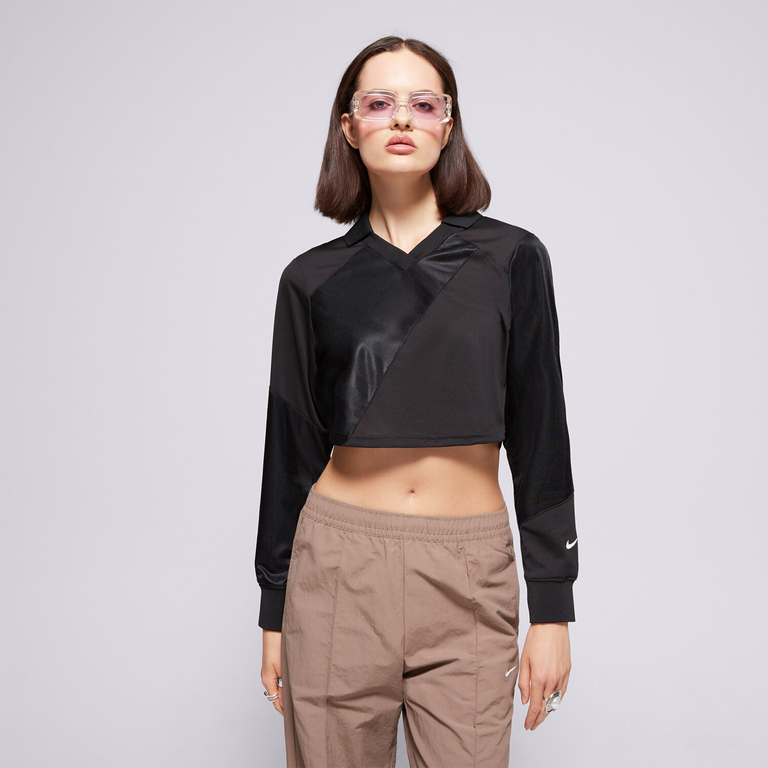 Koszulka, t-shirt damski NIKE T-SHIRT W NSW STREET LS CROP JRSY HF9507-010 CZARNY