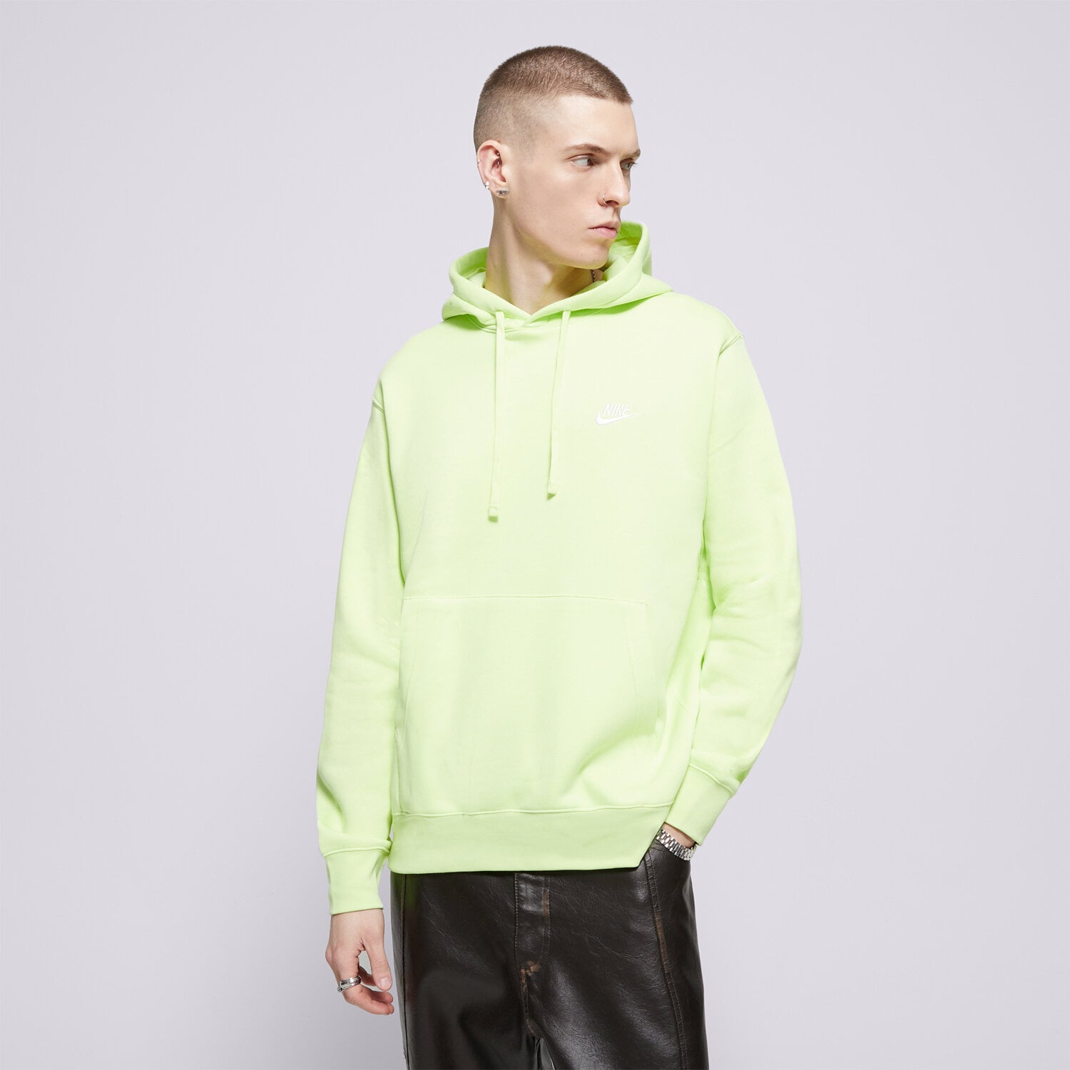 Bluza męska NIKE BLUZA Z KAPTUREM SPORTSWEAR CLUB FLEECE BV2654-736 ŻÓŁTY