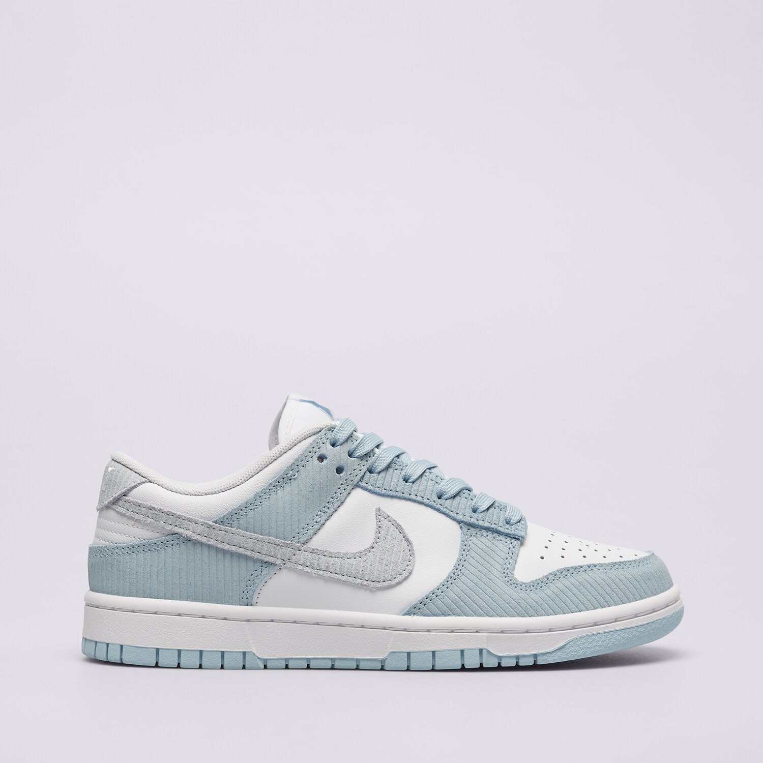 Buty sneakersy damskie NIKE DUNK LOW FN7167-400 BIAŁY