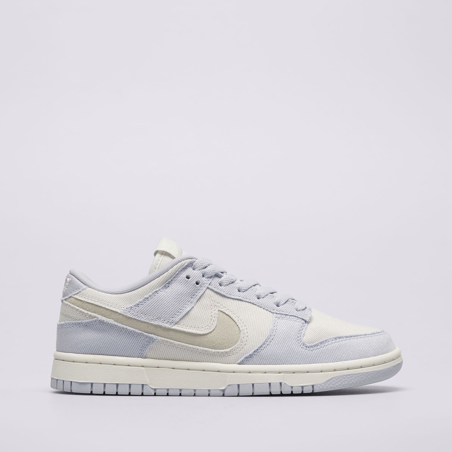 Buty sneakersy damskie NIKE W DUNK LOW HF1985-001 SZARY