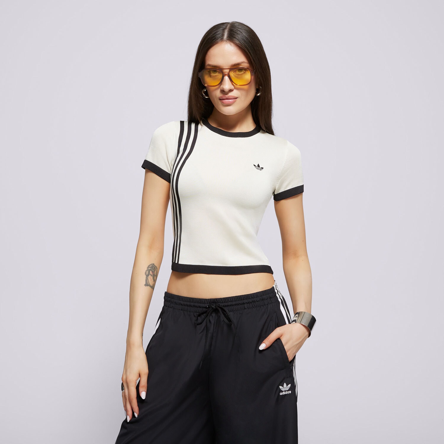 Koszulka, t-shirt damski ADIDAS T-SHIRT KNITTED 3S TEE JJ0961 KREMOWY