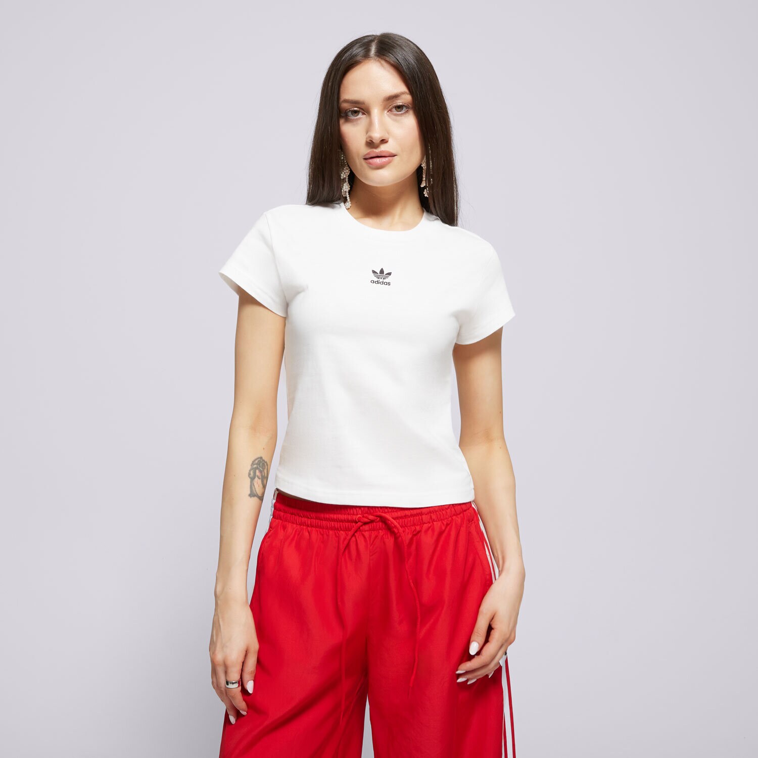 Koszulka, t-shirt damski ADIDAS T-SHIRT ESS SLIM TEE JC8973 BIAŁY