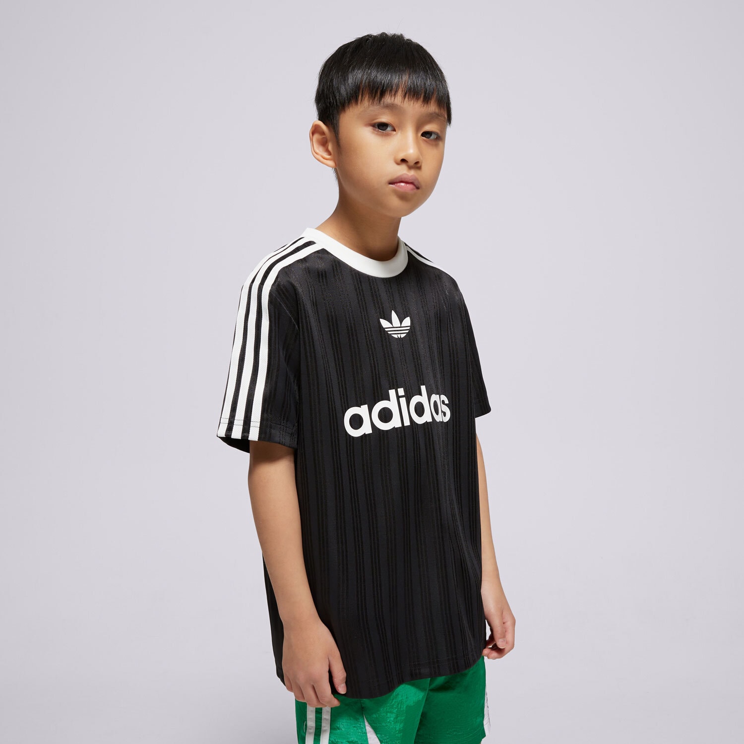 Koszulka, t-shirt dla dzieci ADIDAS T-SHIRT TEE BOYS JC7309 CZARNY