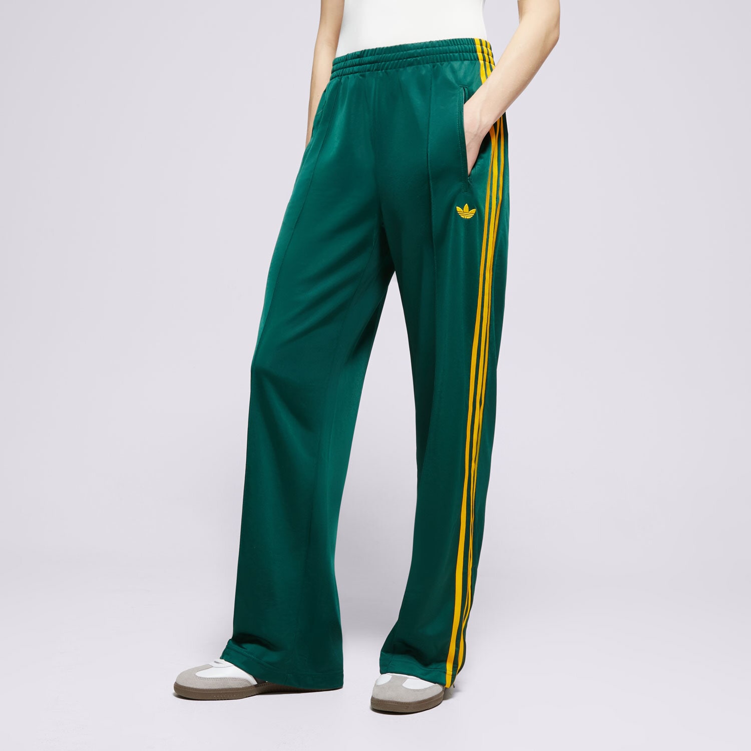 Spodnie sportowe damskie ADIDAS SPODNIE FBIRD LOOSE TP JP2314 ZIELONY