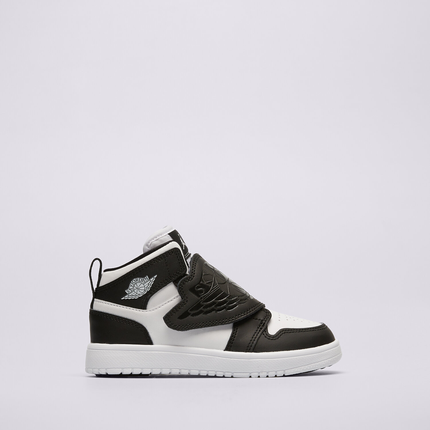 Buty sneakersy dla dzieci SKY JORDAN  BQ7197-010 BIAŁY