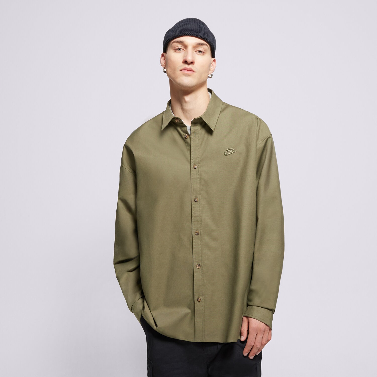 Koszule męskie sportowe NIKE KOSZULA M NK CLUB LS OXFORD OS HM9590-222 KHAKI