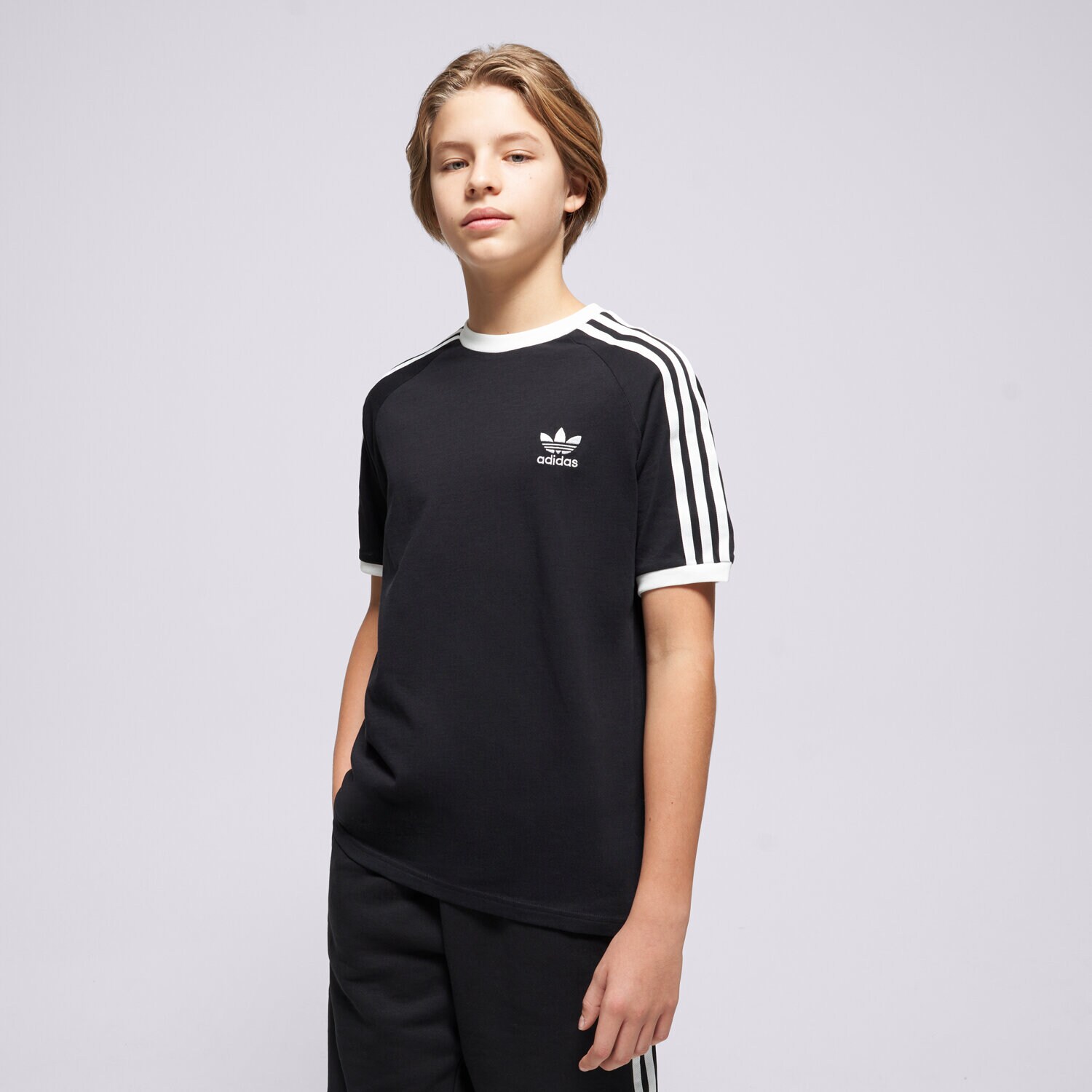 Koszulka, t-shirt dla dzieci ADIDAS T-SHIRT 3STRIPES TEE IX7626 CZARNY