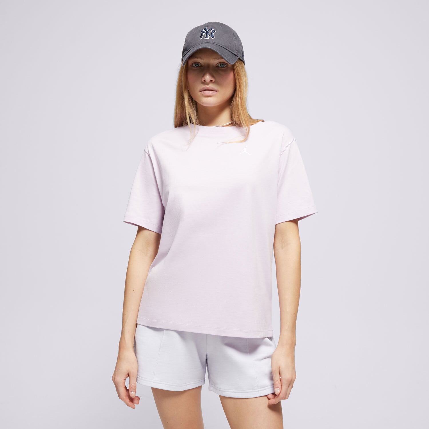 Koszulka, t-shirt damski JORDAN T-SHIRT W J BRK ESS SS GF TEE 23 FN4500-537 FIOLETOWY