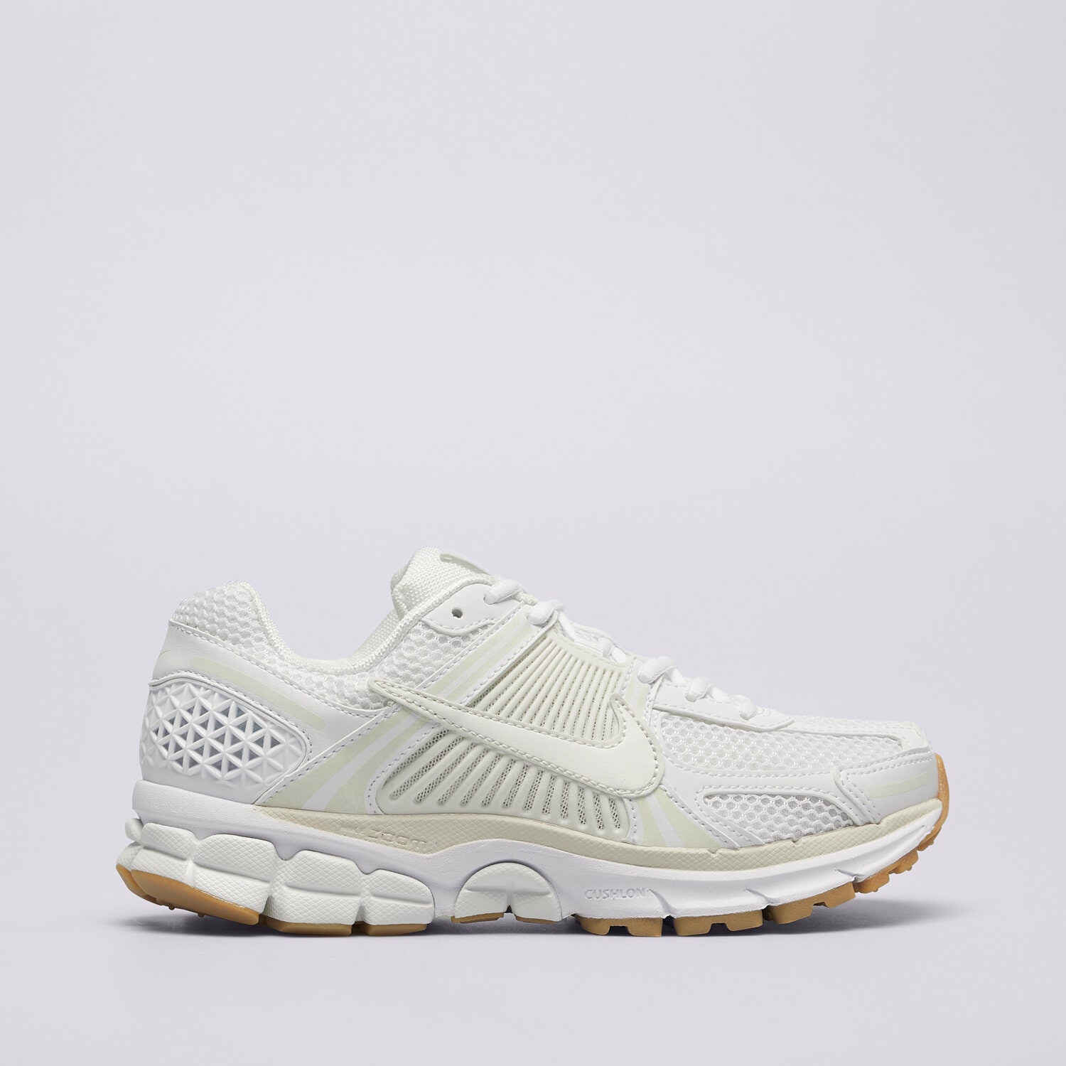 Buty sneakersy damskie NIKE ZOOM VOMERO 5 FJ2028-104 BEŻOWY