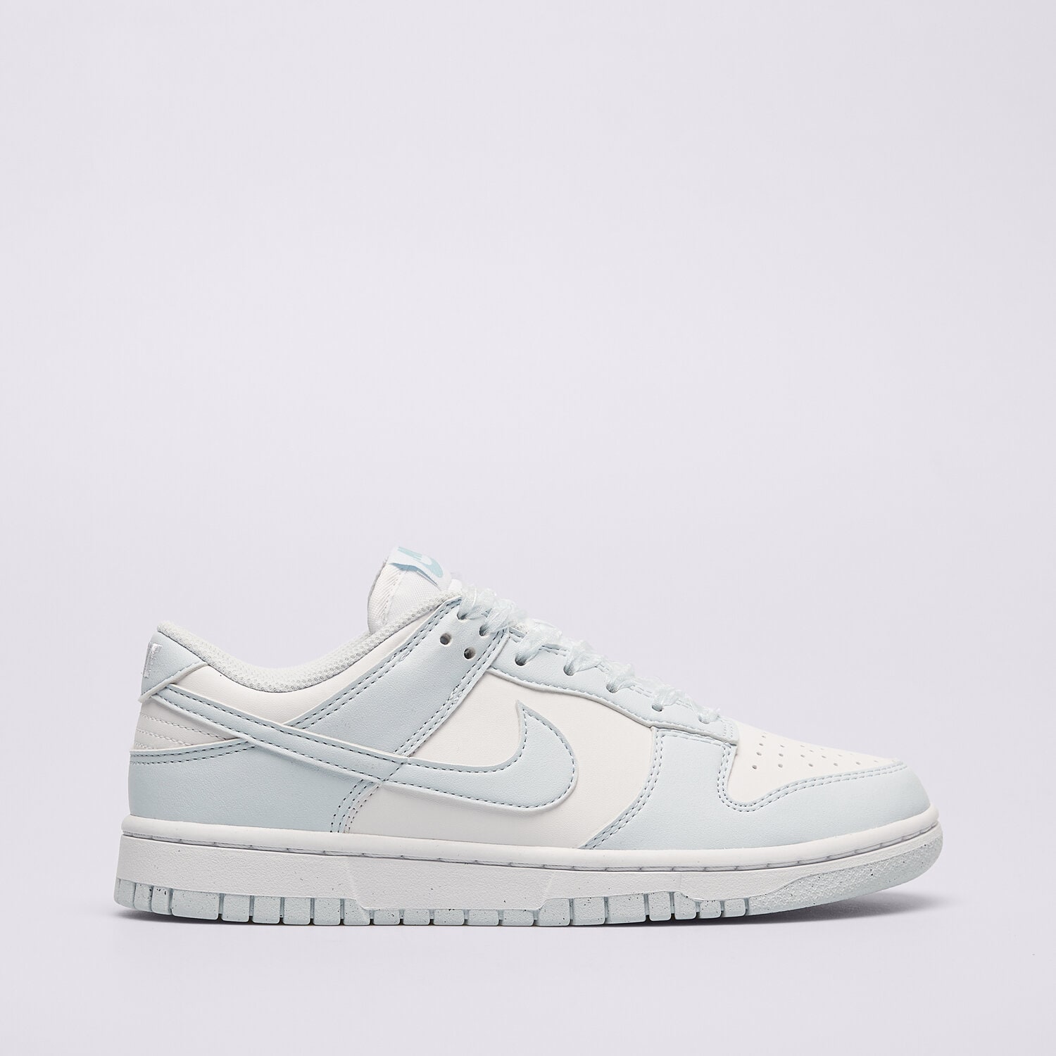 Buty sneakersy damskie NIKE W DUNK LOW NEXT NATURE IB7311-100 BIAŁY