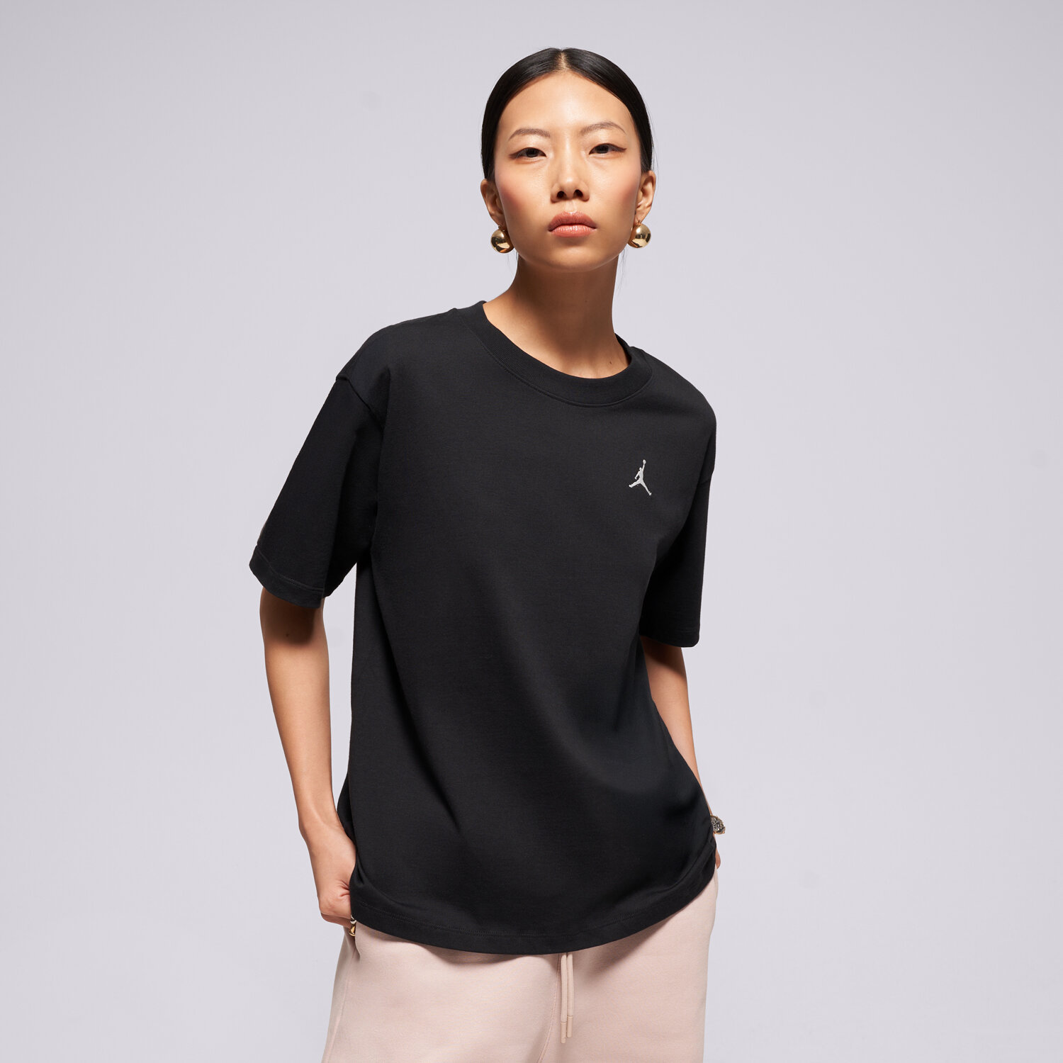 Koszulka, t-shirt damski JORDAN T-SHIRT ESSENTIALS FN4500-011 CZARNY