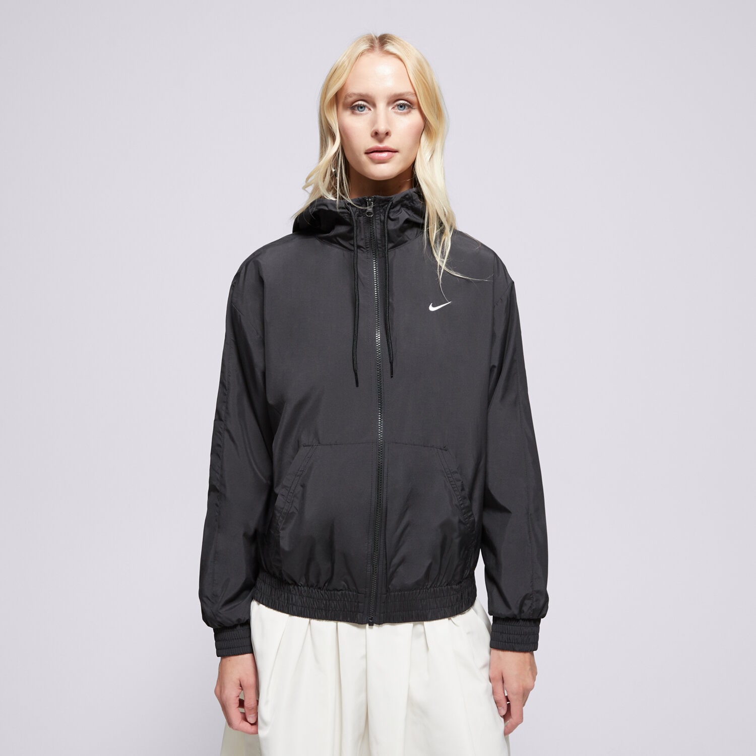 Kurtka wiosenna / jesienna damska NIKE KURTKA W NSW ESSNTL UV WVN JKT HD FV6298-010 CZARNY