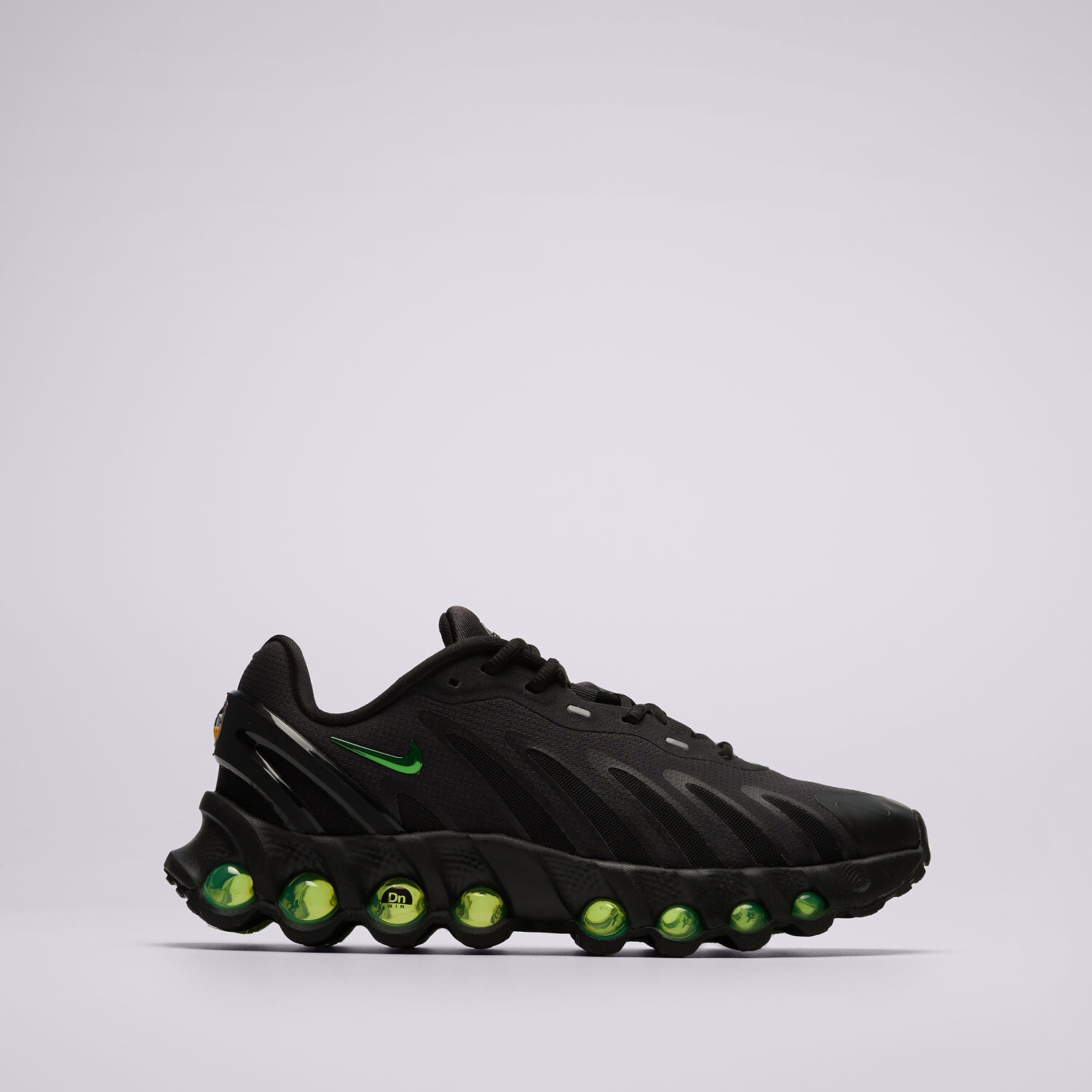 Buty sneakersy dla dzieci NIKE AIR MAX DN8 (GS) HF7310006 CZARNY