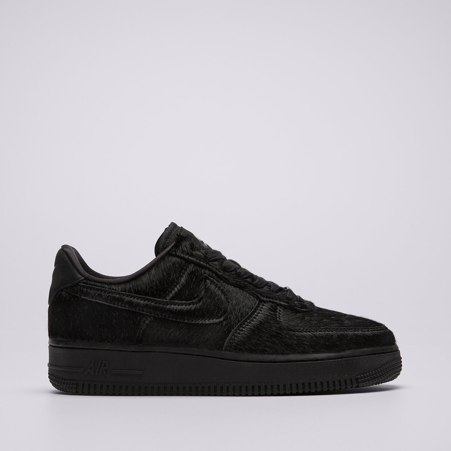 Buty sneakersy damskie NIKE WMNS AIR FORCE 1 '07 PONY HAIR II7398-001 CZARNY