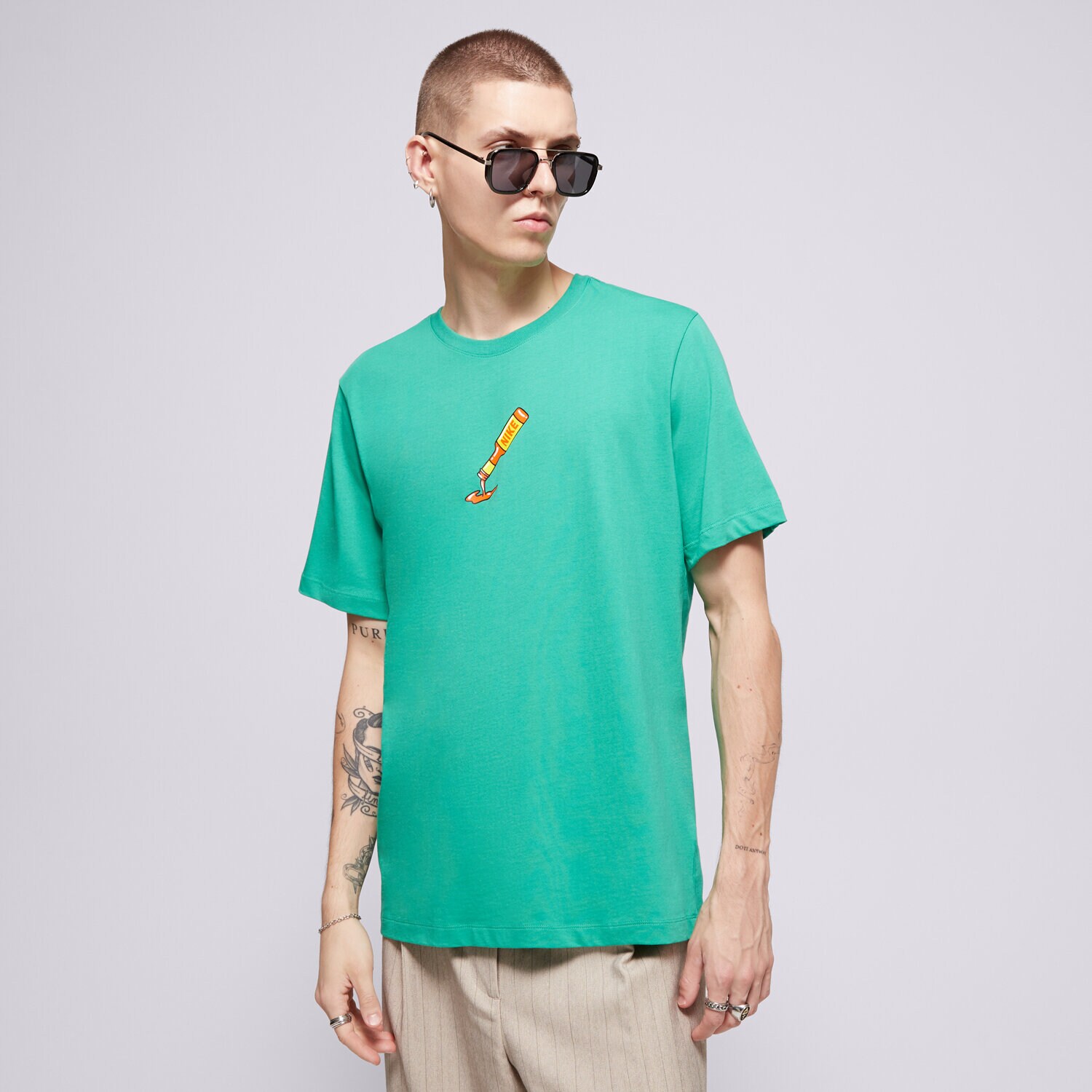 Koszulka, t-shirt sportowy męski NIKE T-SHIRT U NSW TEE BB OC 2 IH5065-324 ZIELONY