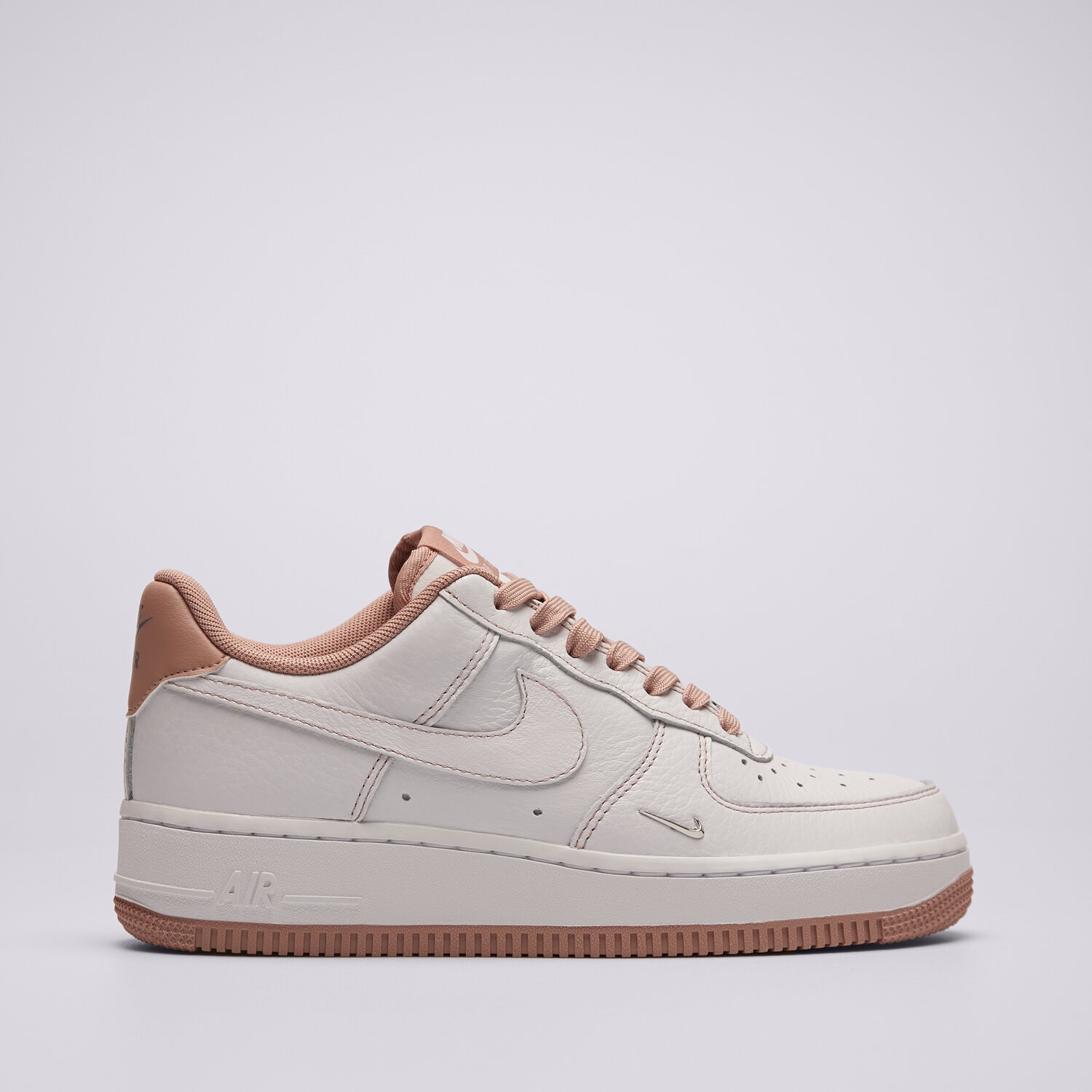 Buty sneakersy damskie NIKE W AIR FORCE 1 '07 MINI JEWEL IB6543-100 BIAŁY