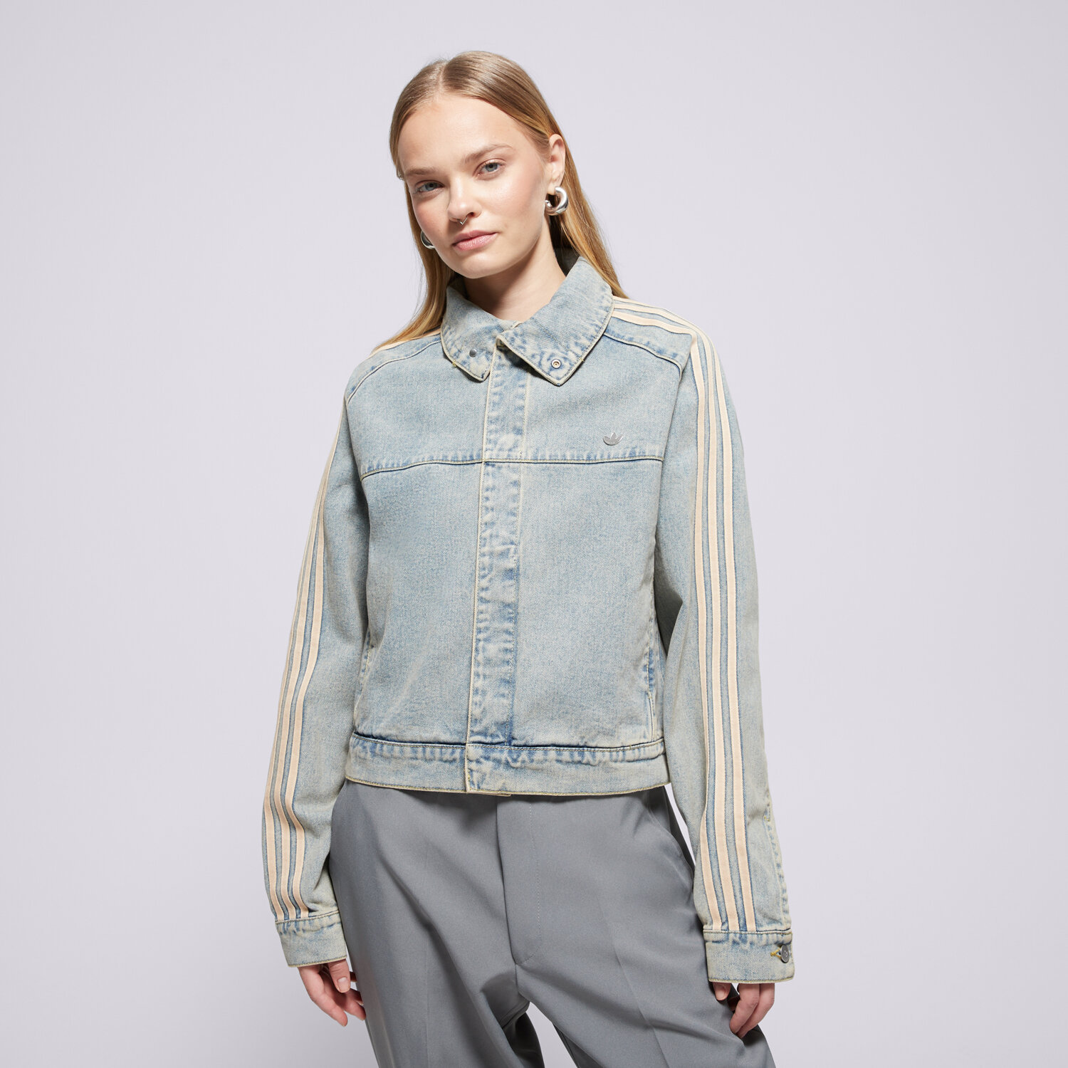 Kurtka wiosenna / jesienna damska ADIDAS KURTKA P ESS DENIM JKT JY2872 NIEBIESKI