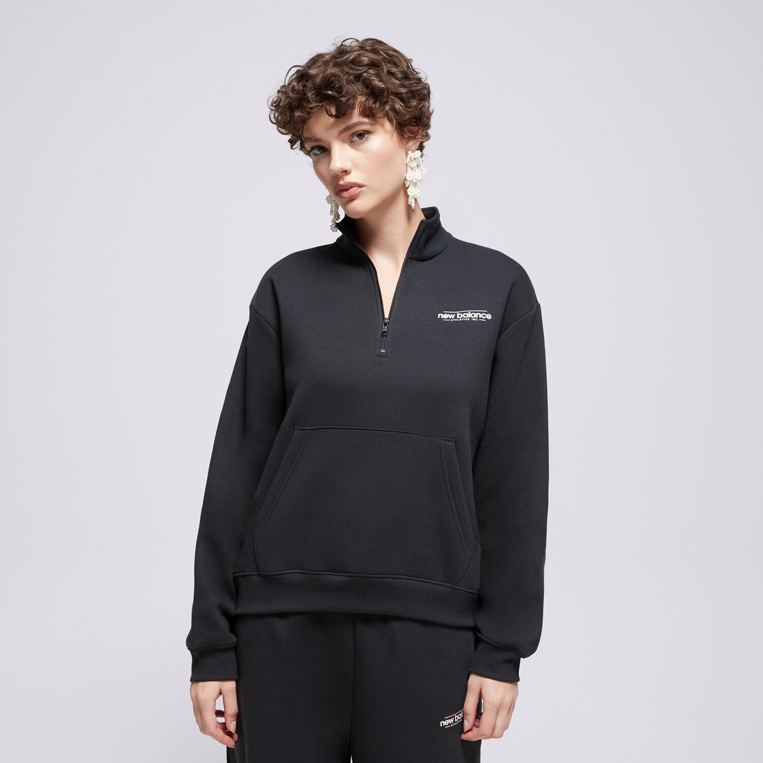 Bluza damska NEW BALANCE BLUZA REIMAGINED FLEECE HALF ZIP WT53513BK CZARNY