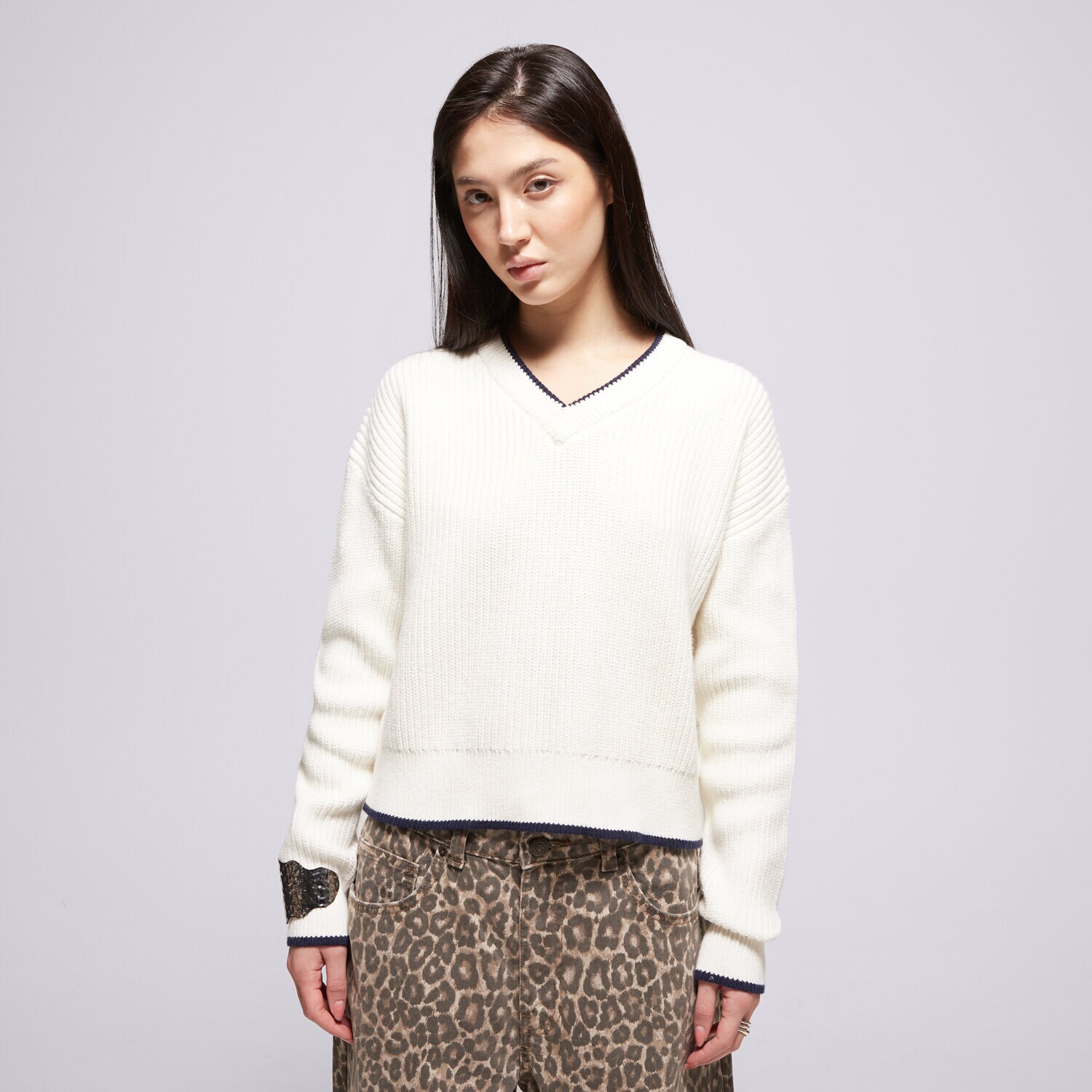 Koszulka, t-shirt damski LEVI'S SWETER REESE VNECK SWEATER NEUTRALS 0037O-0003 BEŻOWY