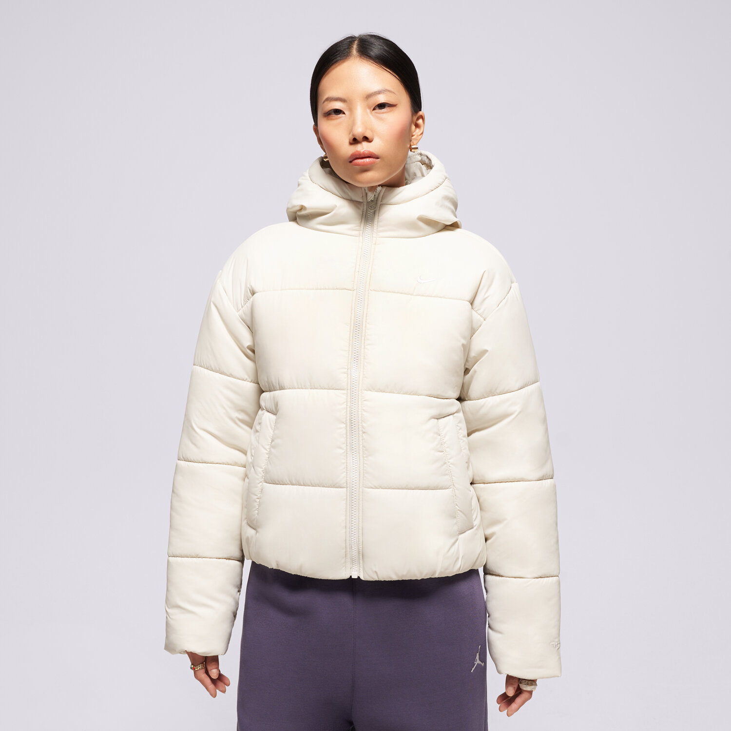 Kurtka zimowa damska NIKE KURTKA PUCHOWA W NSW TF SYNFL NK CLSC PFR FZ5899-072 BEŻOWY