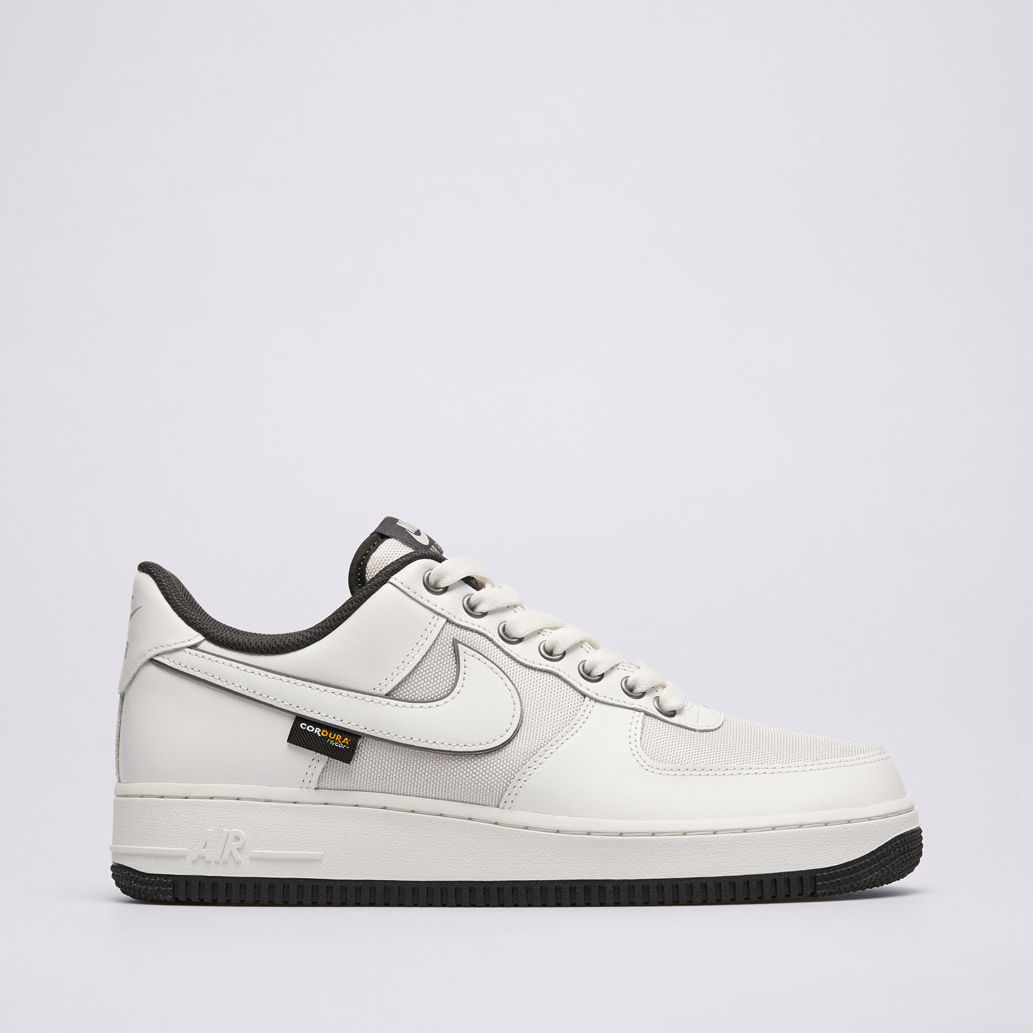 Buty sneakersy męskie NIKE AIR FORCE 1 '07 LV8 WNT IM6001-121 BIAŁY