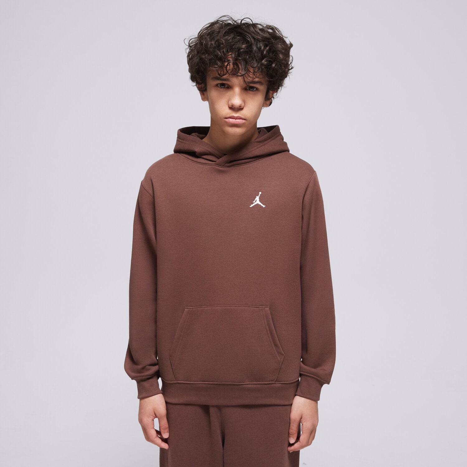 Sportowa bluza dziecięca JORDAN BLUZA Z KAPTUREM MJ BRKLN FLC PO HOODIE BOY 95F116-X25 BRĄZOWY