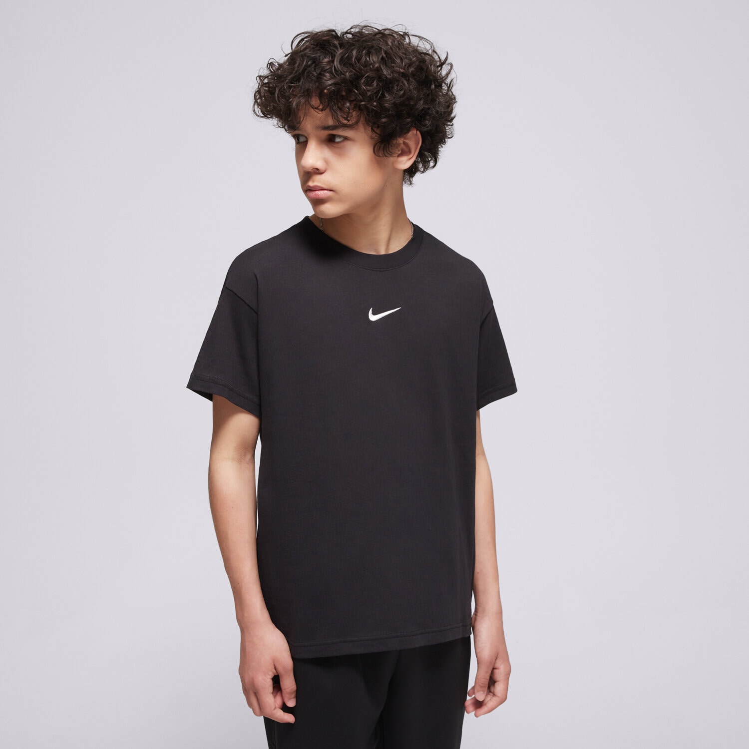 Koszulka, t-shirt dla dzieci NIKE T-SHIRT G NSW TEE BOY ESSNTL LBR G FZ5539-010 CZARNY