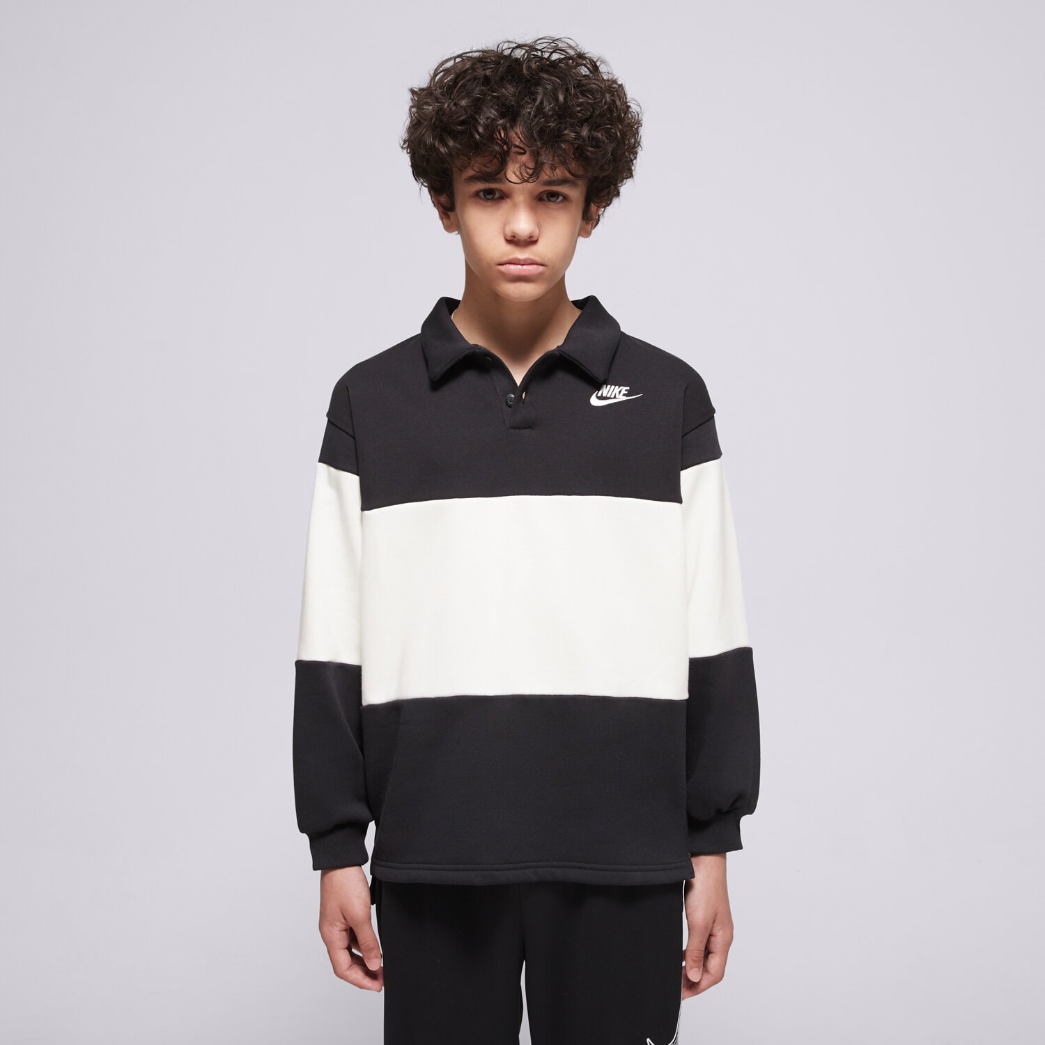 Sportowa bluza dziecięca NIKE BLUZA CLUB RUBGY FT LBR BOY IF2298-010 CZARNY