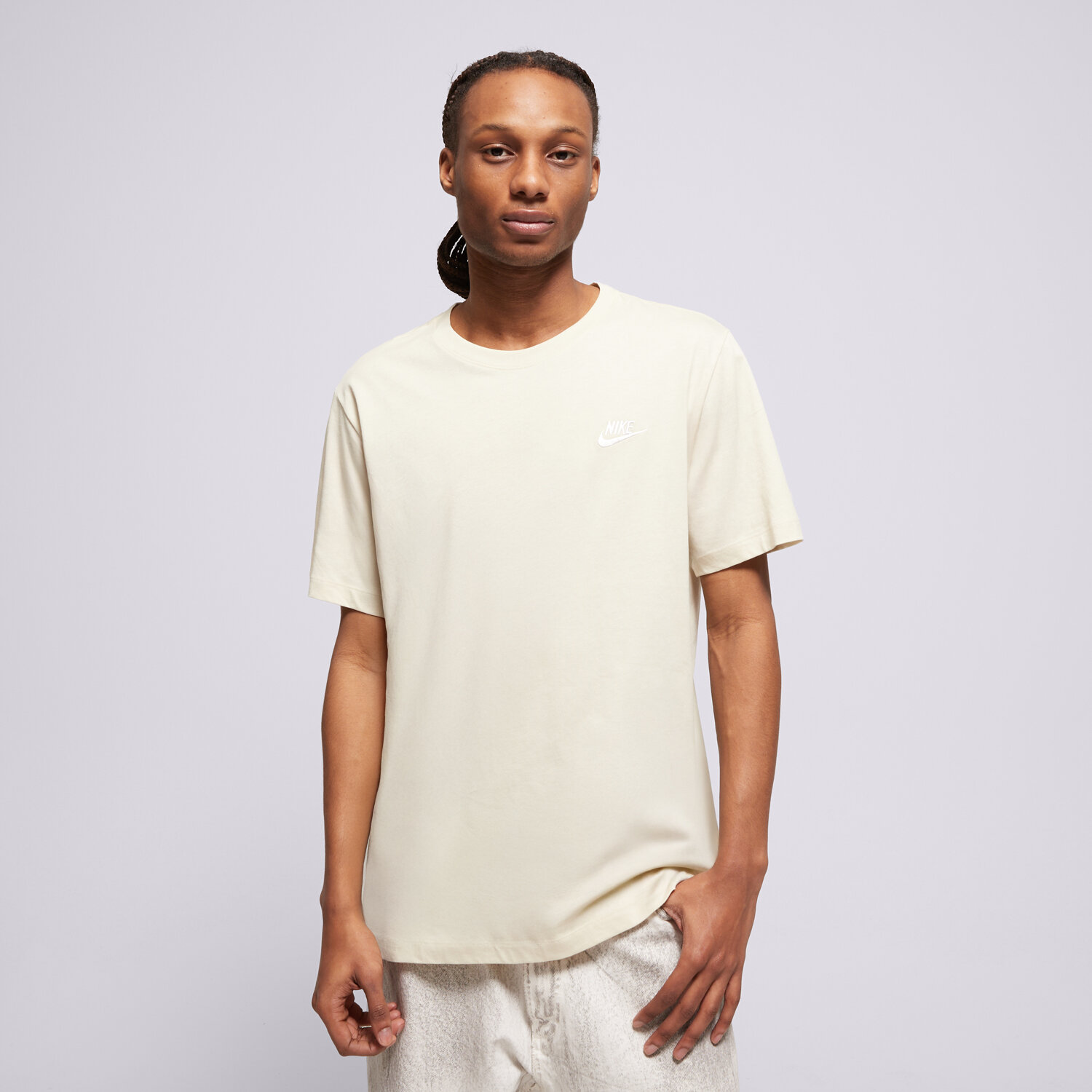 Koszulka, t-shirt sportowy męski NIKE T-SHIRT M NSW CLUB TEE AR4997-229 BEŻOWY