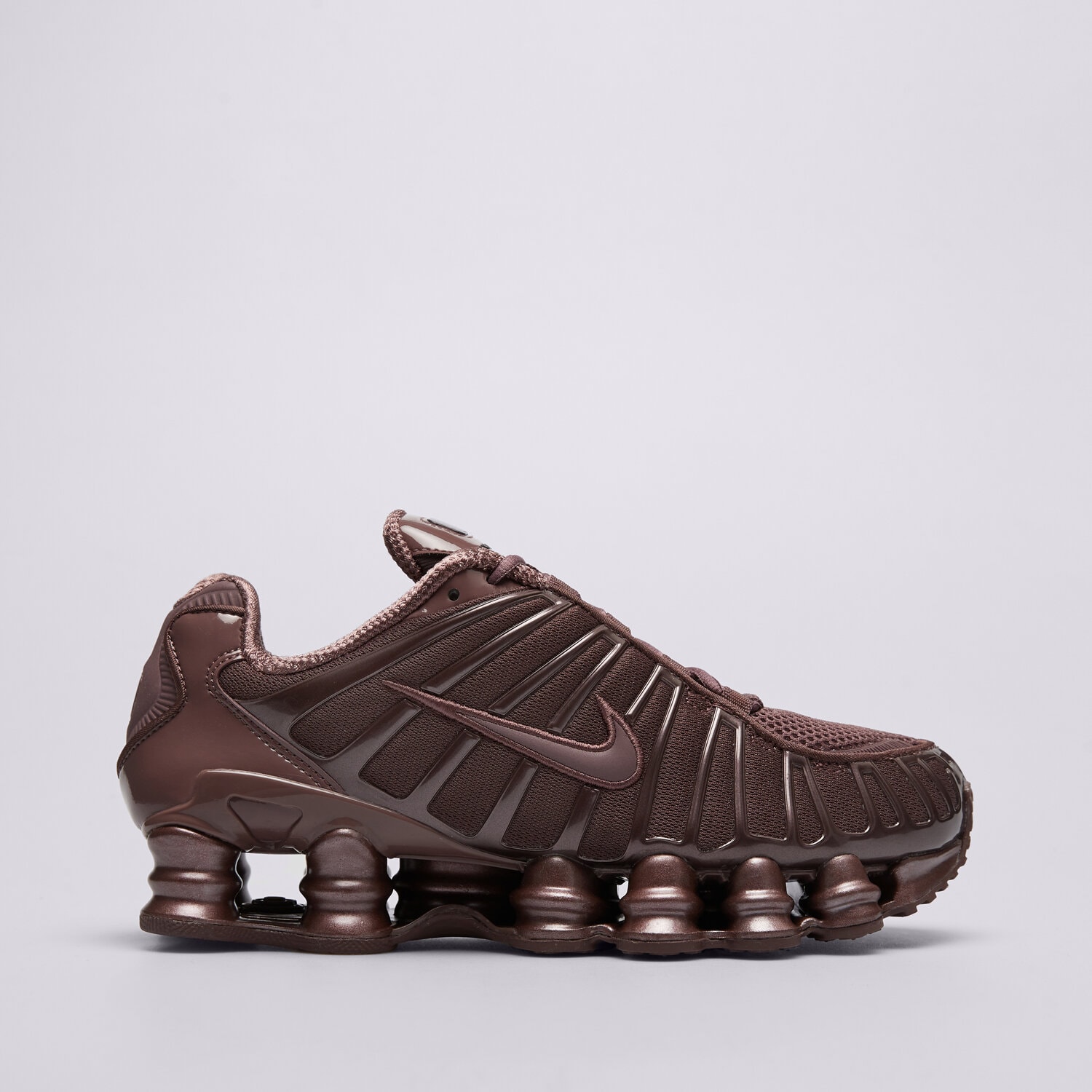 Buty sneakersy damskie NIKE W SHOX TL SE IB1087-500 BRĄZOWY