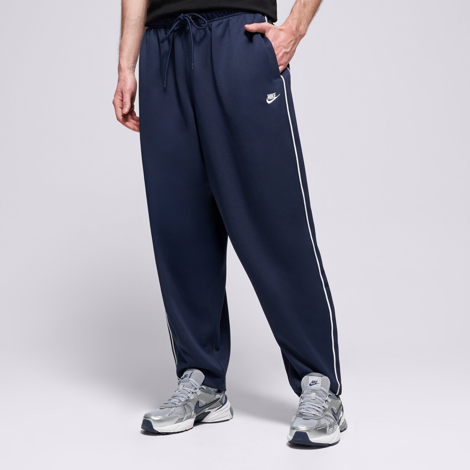 Spodnie sportowe męskie NIKE SPODNIE M NK CLUB KNIT OS TRACK PANT HV1415-451 GRANATOWY