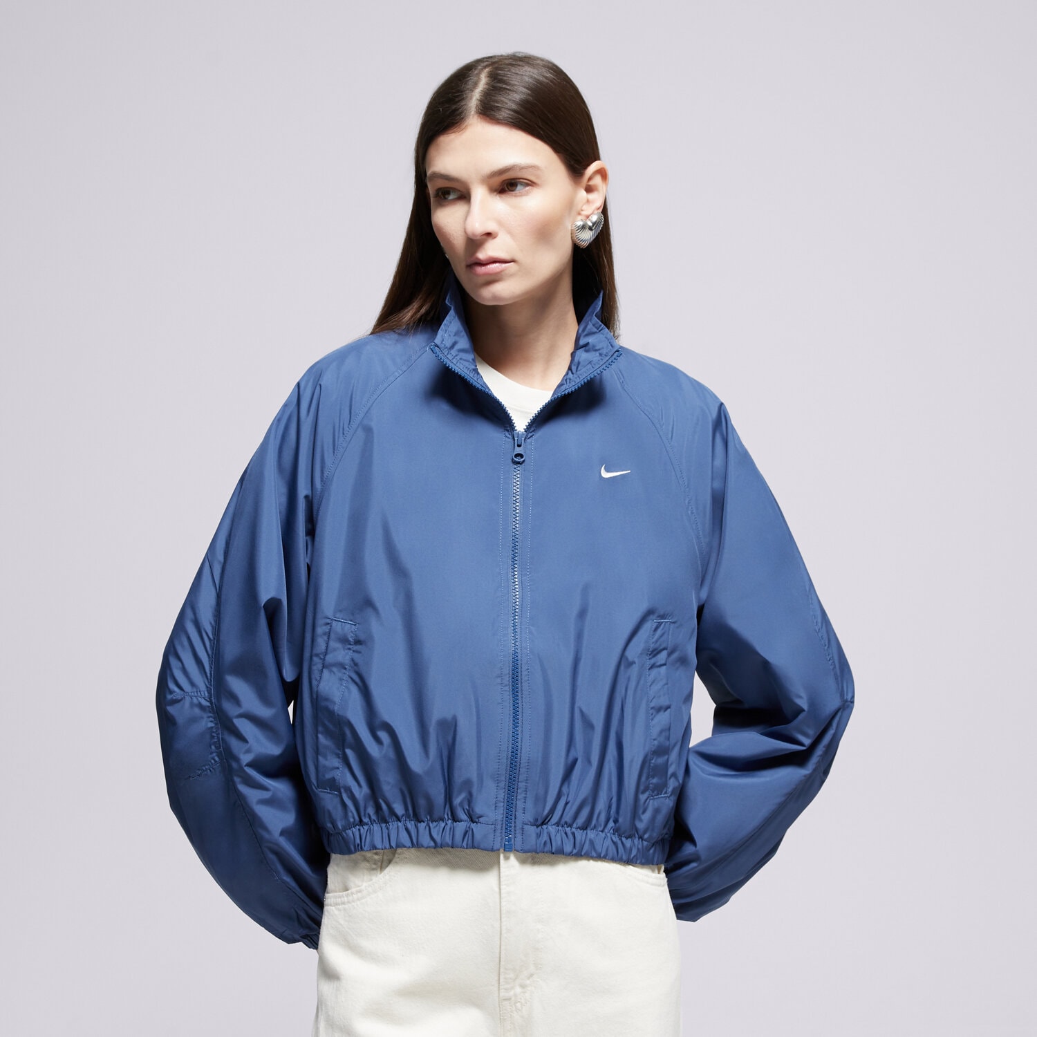 Kurtka wiosenna / jesienna damska NIKE KURTKA CLSSC UV TRACK JKT W NSW IO1473-461 NIEBIESKI