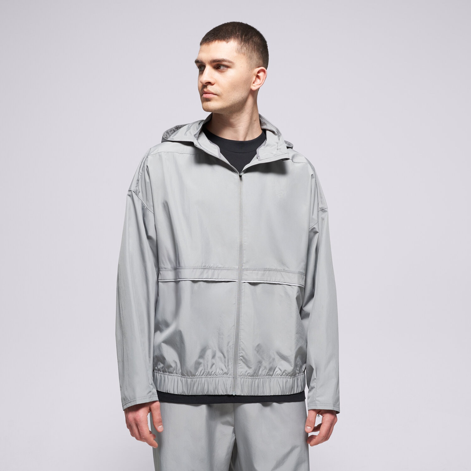 Kurtka wiosenna / jesienna męska NEW BALANCE KURTKA ORTALION ELUSIVE SHELL JACKET MJO5BXYST SZARY