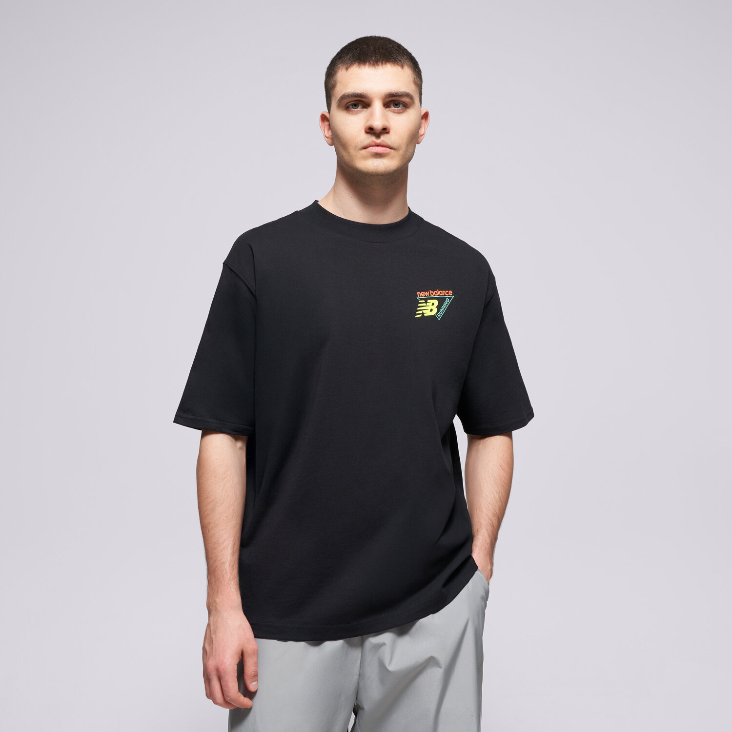 Koszulka, t-shirt sportowy męski NEW BALANCE T-SHIRT CLASSIC TRI-LOGO HEAT MAP MT61V4ZGBK CZARNY