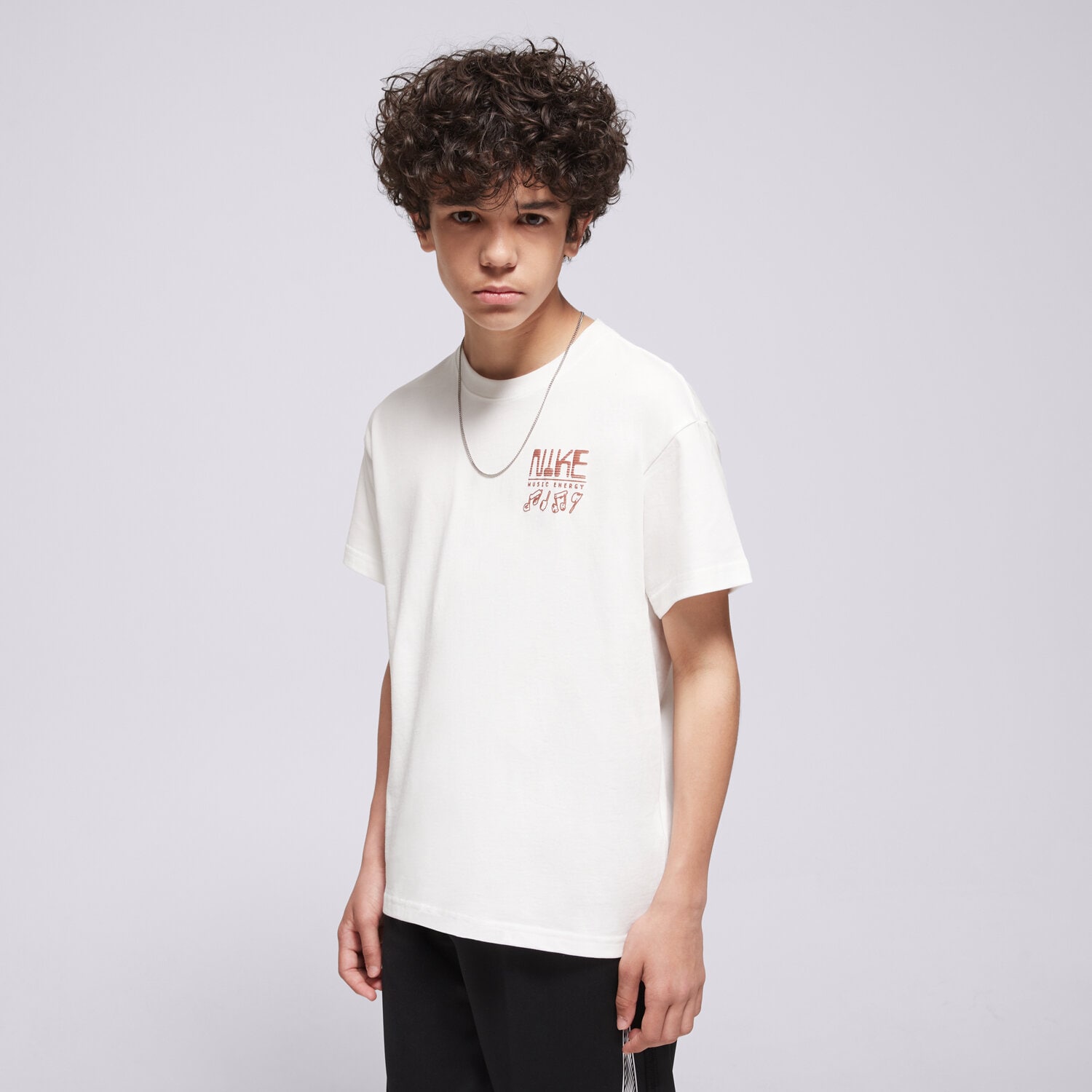 Koszulka, t-shirt dla dzieci NIKE T-SHIRT K NSW TEE M90 SWOOSH SOUNDS BOY IR5178-100 BIAŁY