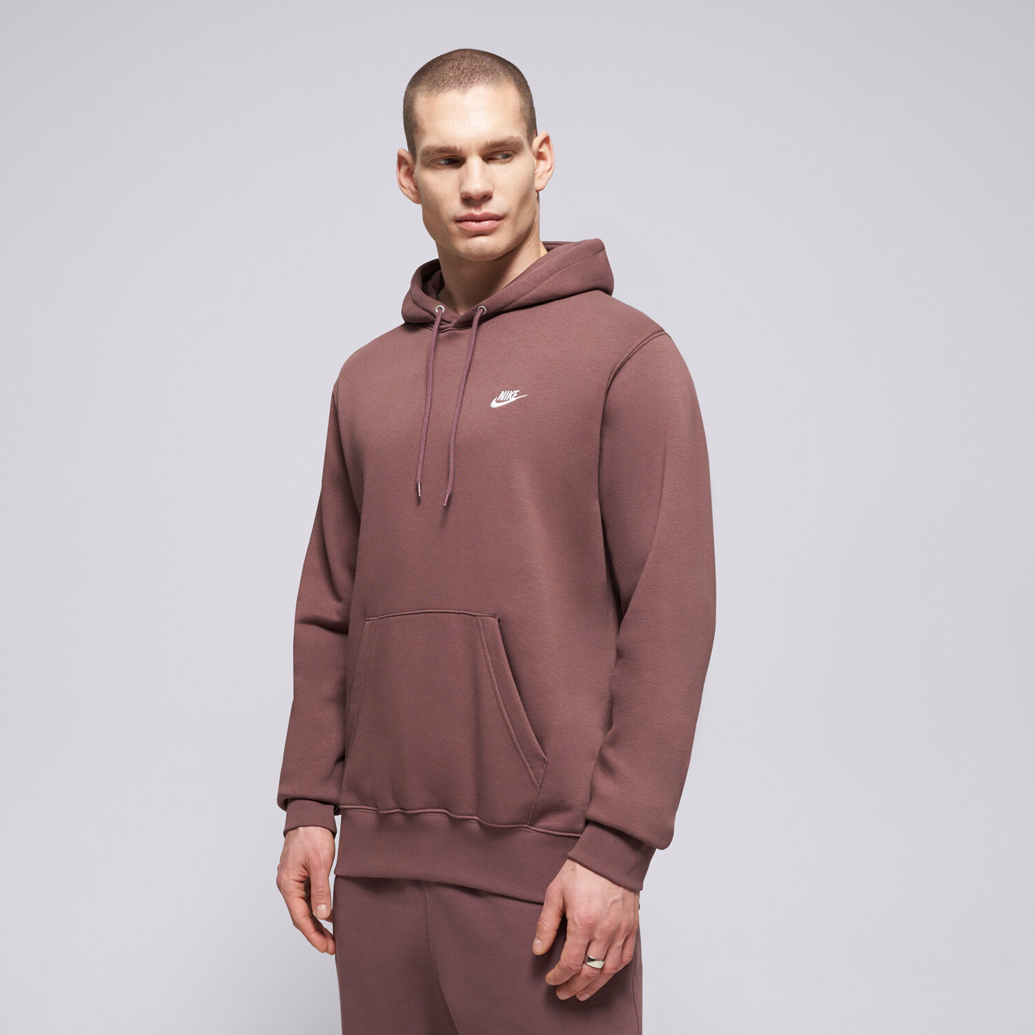 Bluza męska NIKE BLUZA Z KAPTUREM M NK CLUB BB PO HOODIE FN3859-502 BRĄZOWY